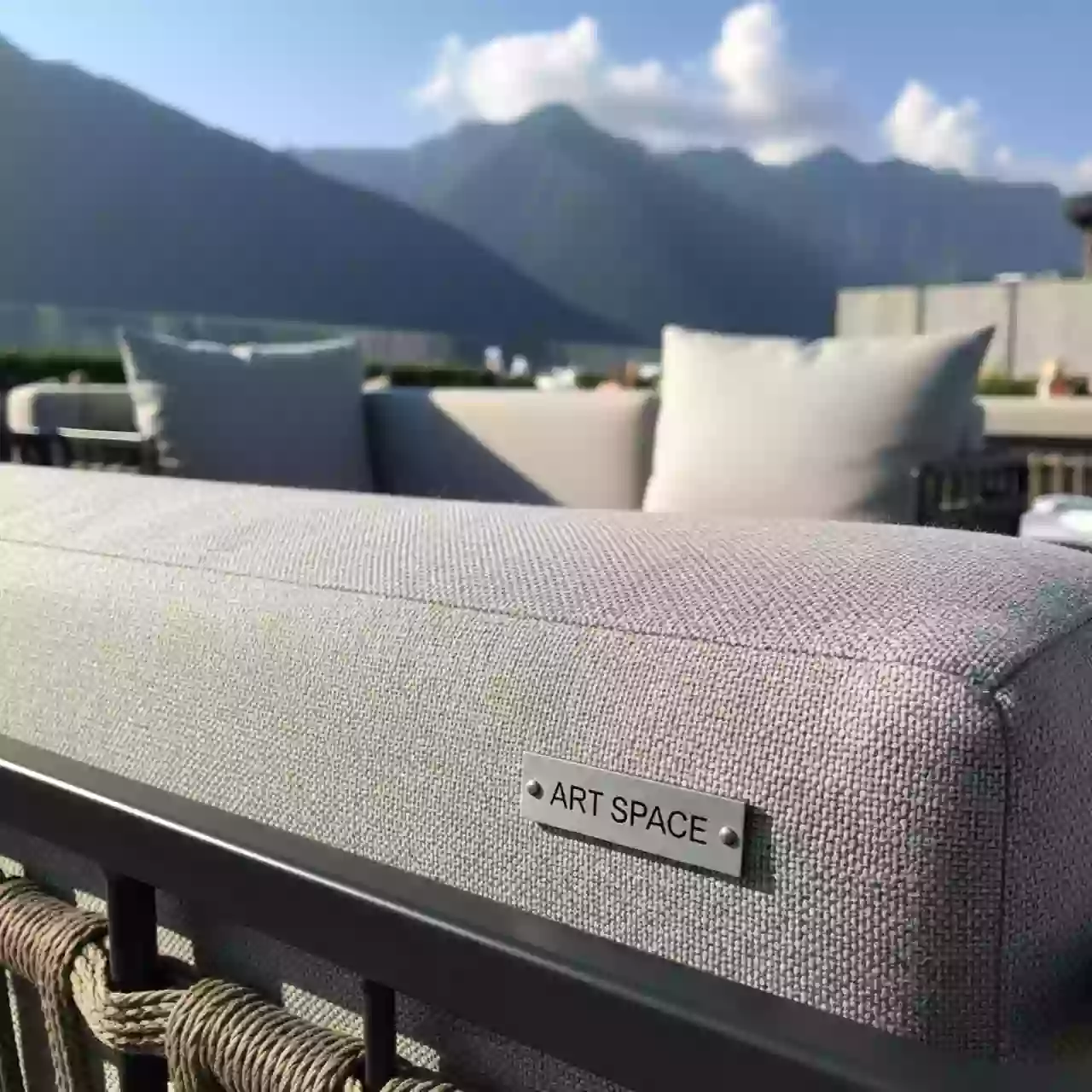 Аренда Подушки на стулья в Radisson Hotel Rosa Khutor — ART SPACE