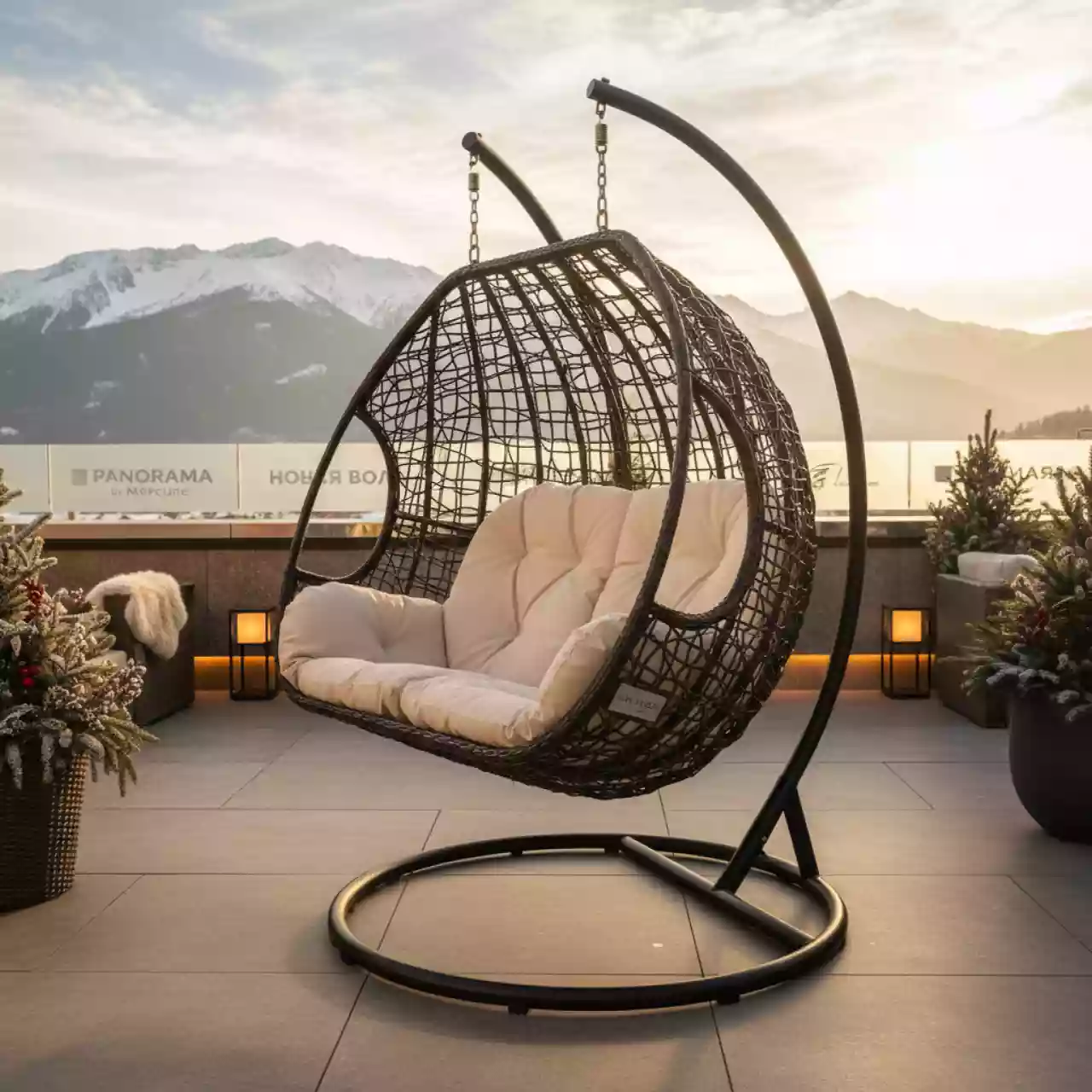 Аренда Подвесное кресло двухместное FRESCO GRANDE 2XL коричневое в Panorama by Mercure — ART SPACE