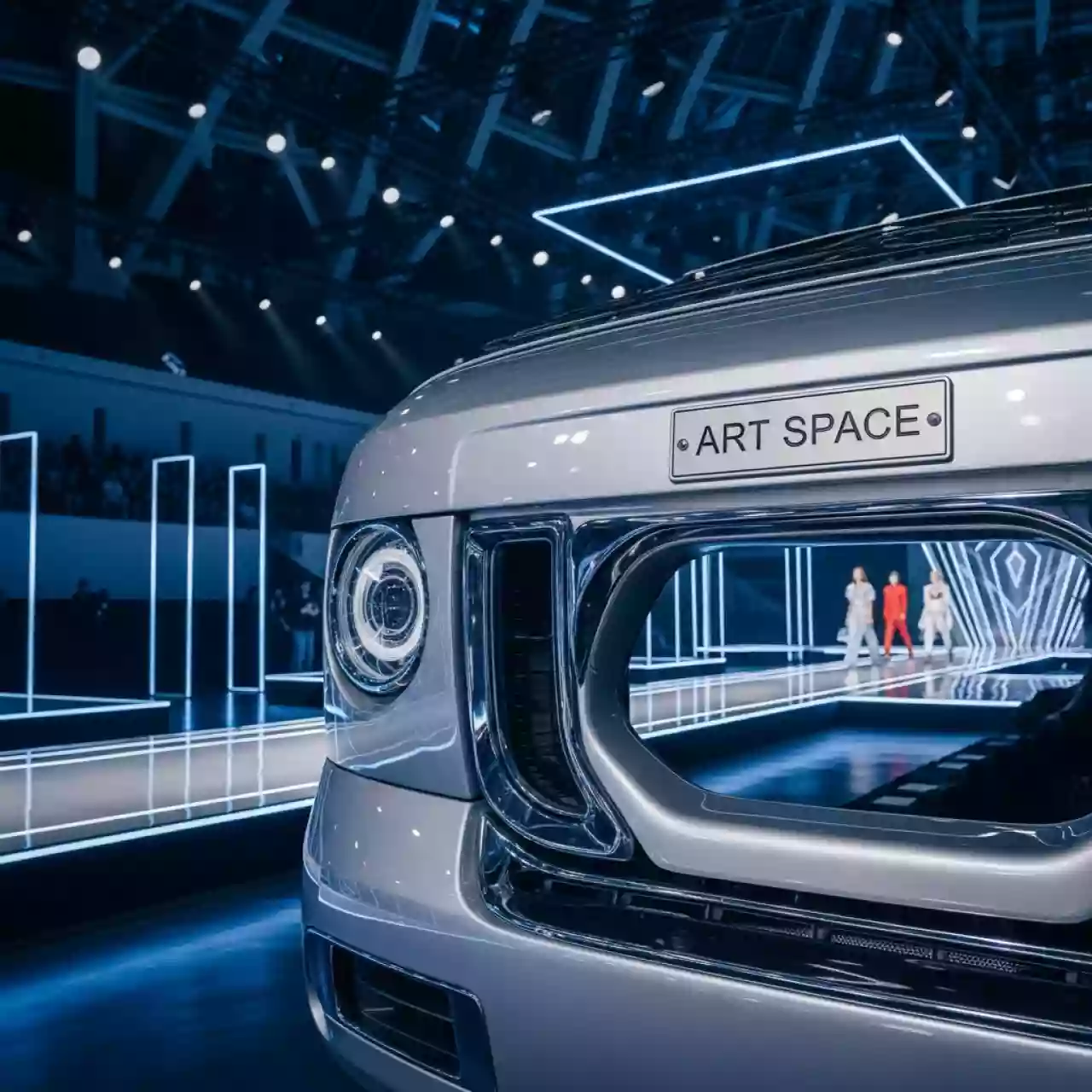 Аренда Показ мод в Ак Барс Арене в этно-парке «Моя Россия» — ART SPACE