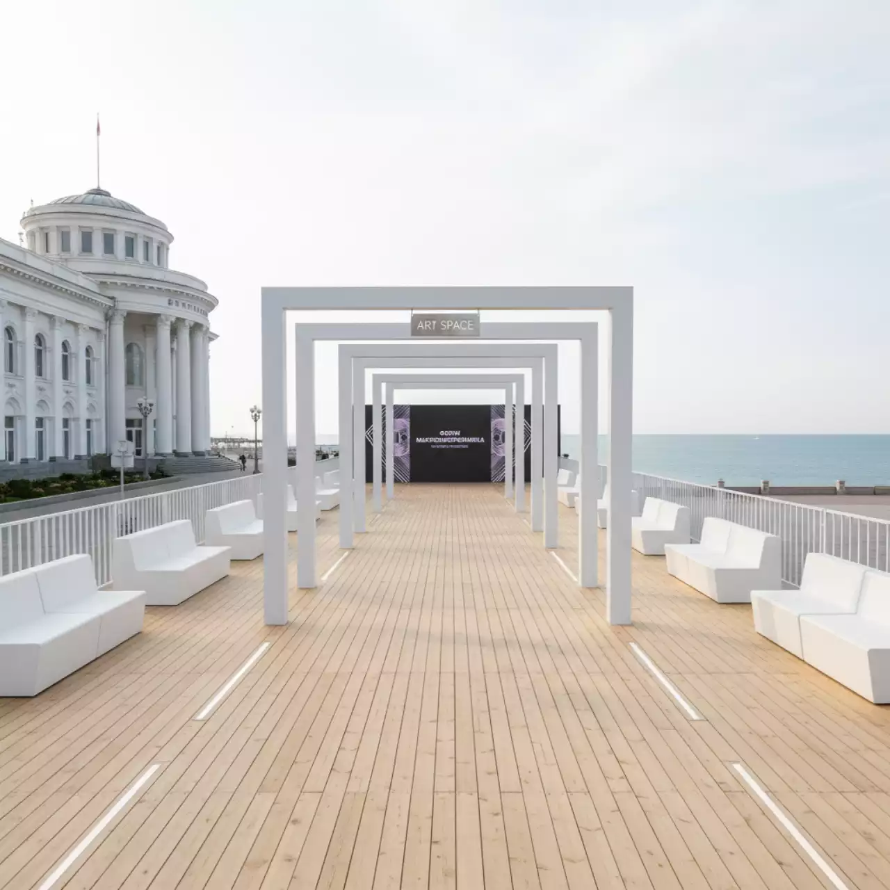 Аренда Показ модельный на территории Морпорта Сочи — ART SPACE