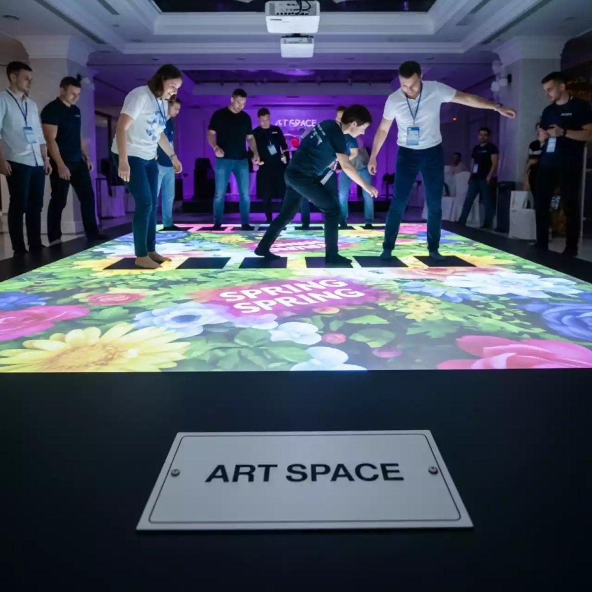 Аренда Пол интерактивный InterTouch 5 0 Full PC PR All in one в гранд-отеле «Жемчужина» — ART SPACE