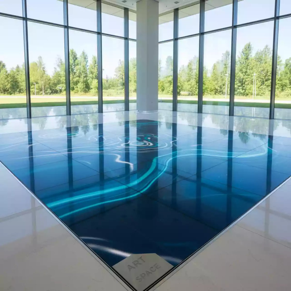 Аренда Пол интерактивный InterTouch 5 0 Marker PC Double в ОКЦ «Галактика» — ART SPACE