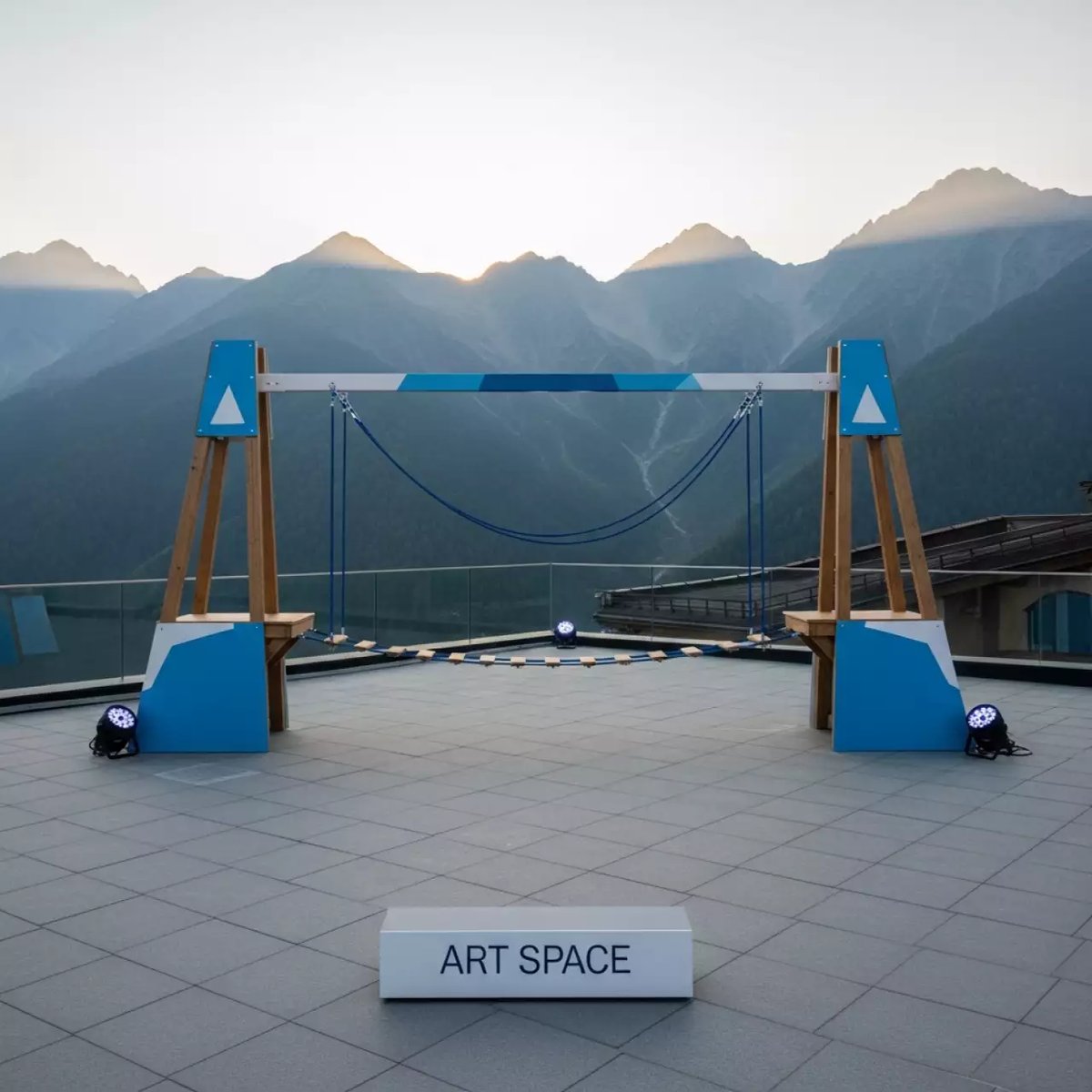 Аренда Полоса препятствий переправа в Golden Tulip Rosa Khutor — ART SPACE