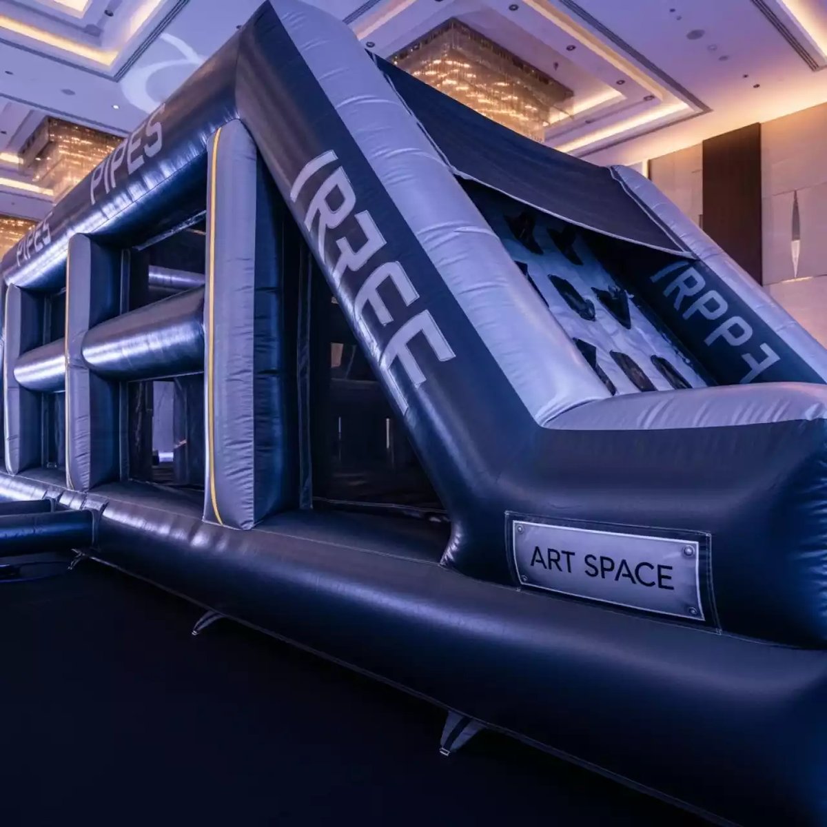 Аренда Полоса препятствий Трубы в Mövenpick Hotel — ART SPACE