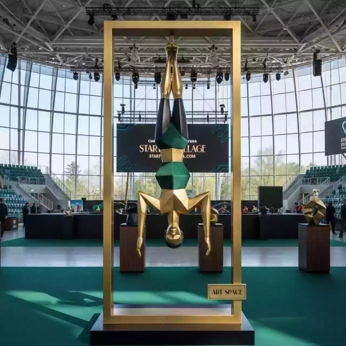 Аренда Повешенный в Сириус Арене — ART SPACE