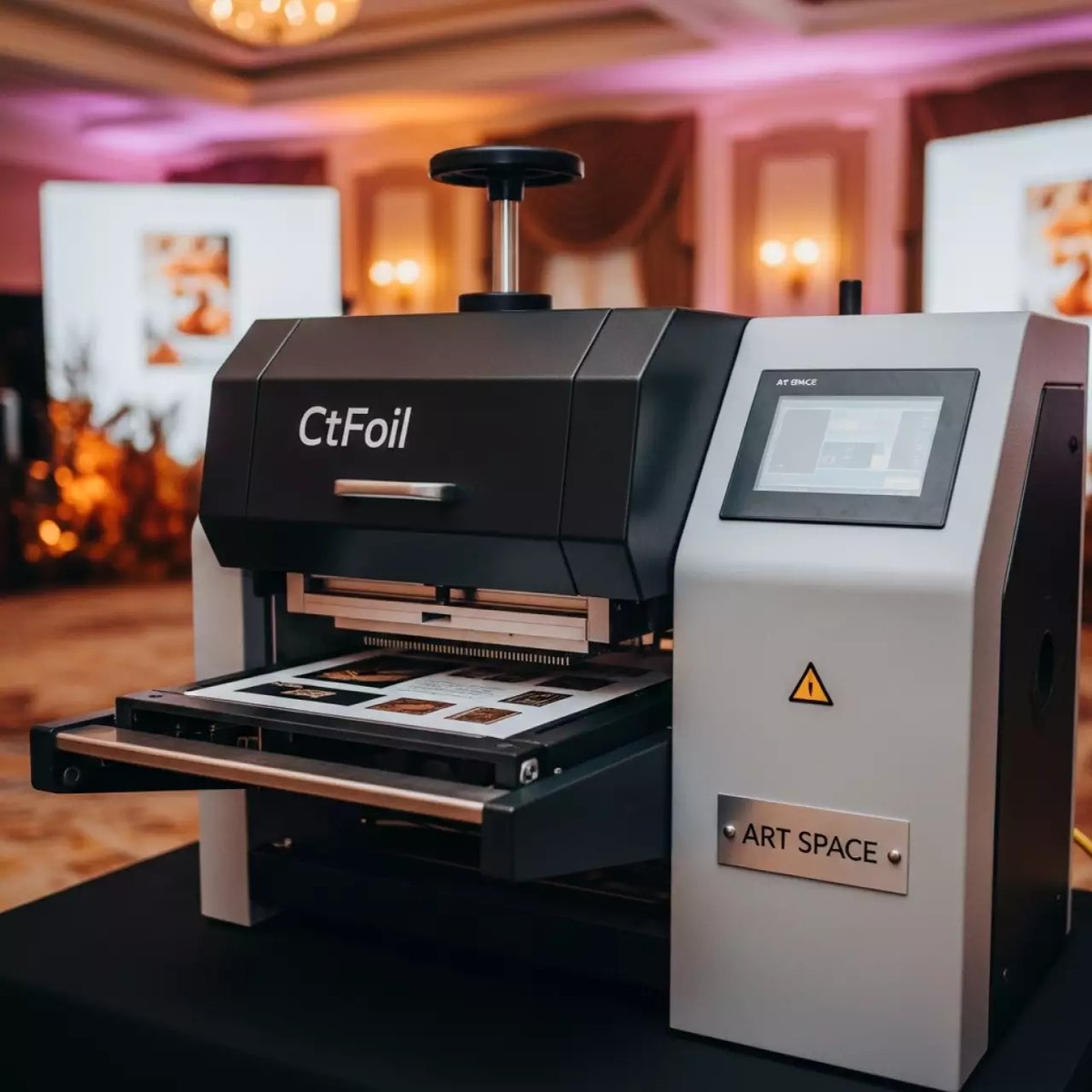Аренда Пресс для тиснения CtFoil Imeretinskiy Hotel — ART SPACE