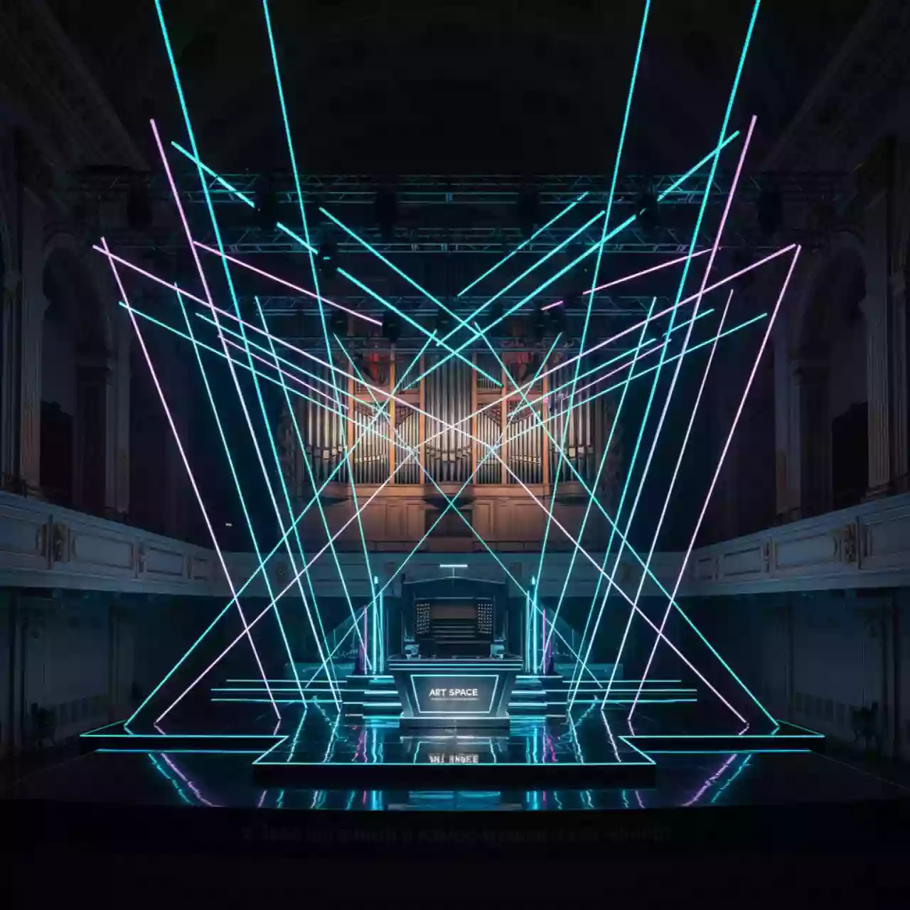 Аренда Прибор Beam Sharpy 230W 7R в Зале органной и камерной музыки — ART SPACE