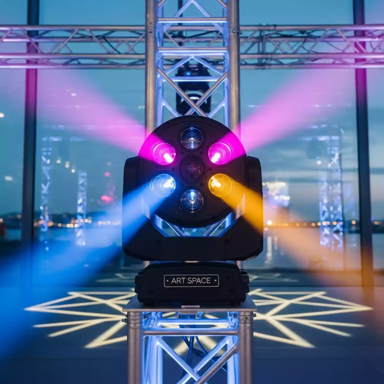 Аренда Прибор цветомузыкальный 8 лучевой «Омега» в зале «Чайка» (Морпорт) — ART SPACE