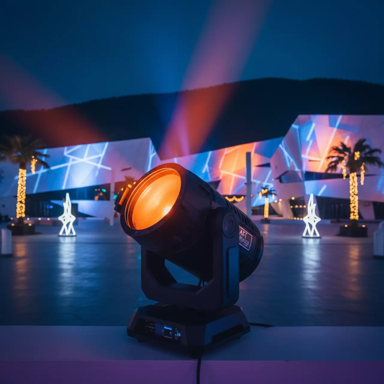 Аренда Прожектор архитектурный StudioDuo City Color 2500 в ледовом дворце «Роза Хутор» — ART SPACE