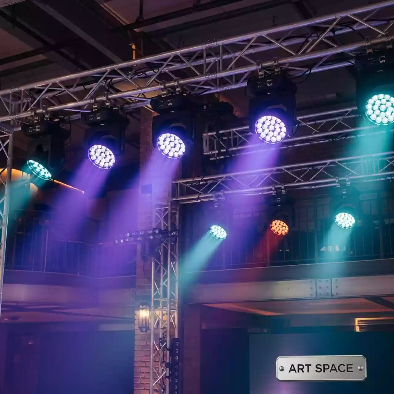 Аренда Прожектор Clay Paky A.leda K20 в казино «Сочи» — ART SPACE