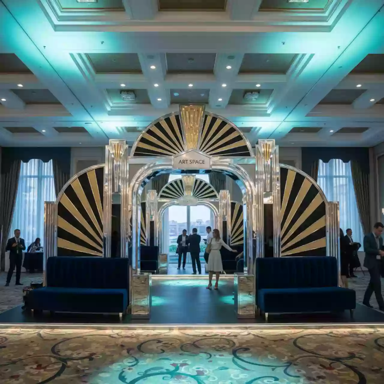 Аренда Прожекторы LED для фотозоны в банкетном зале «Дельфин» — ART SPACE