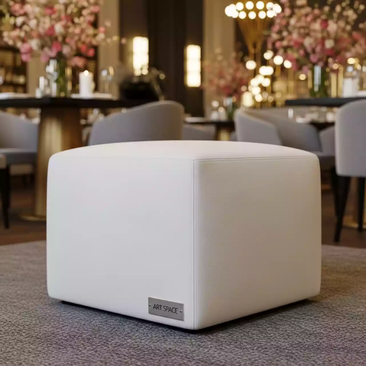 Аренда Пуф белый из экокожи Vental 04 125WT в ресторане «D.O.M» — ART SPACE