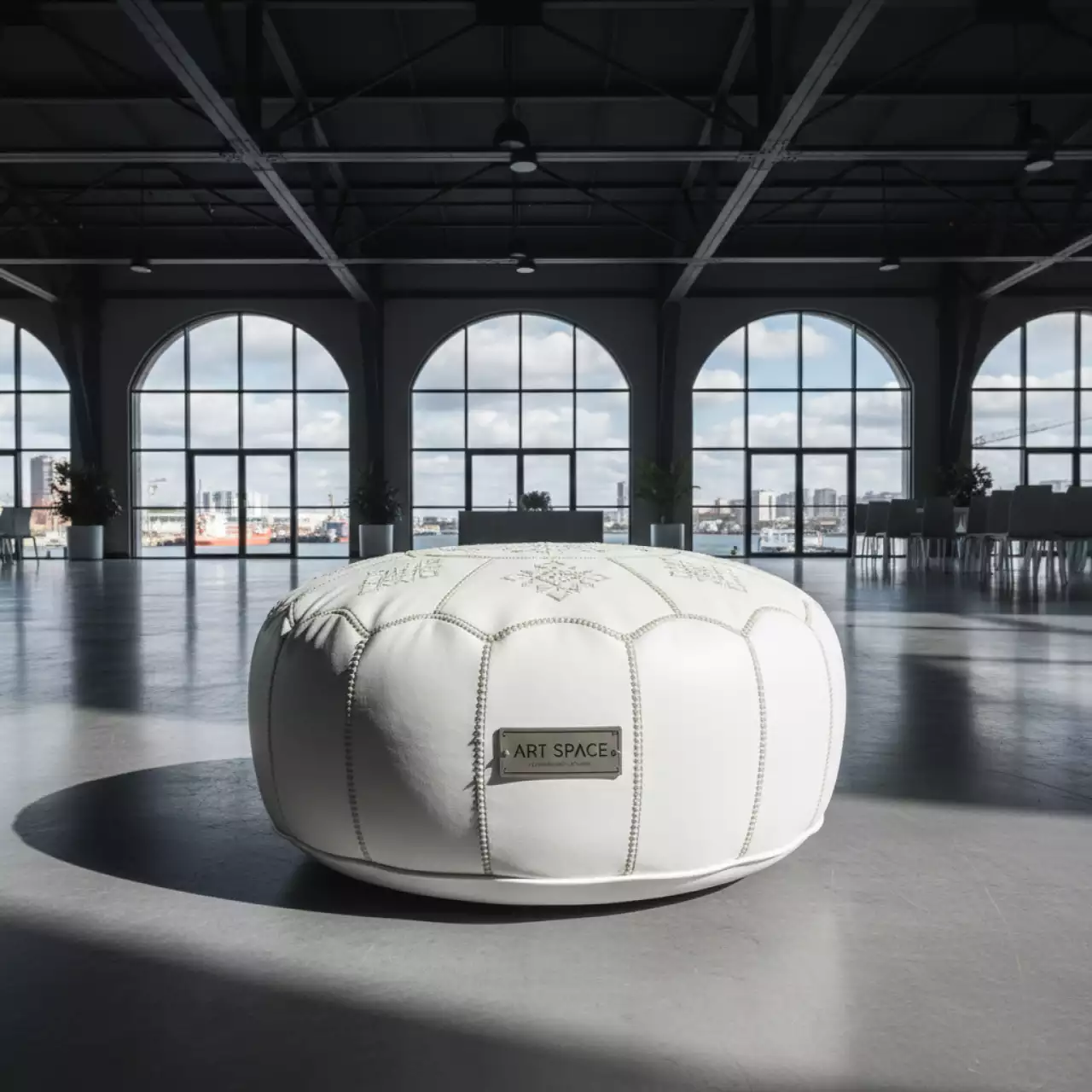 Аренда Пуф белый Moroccan в зале «Чайка» (Морпорт) — ART SPACE