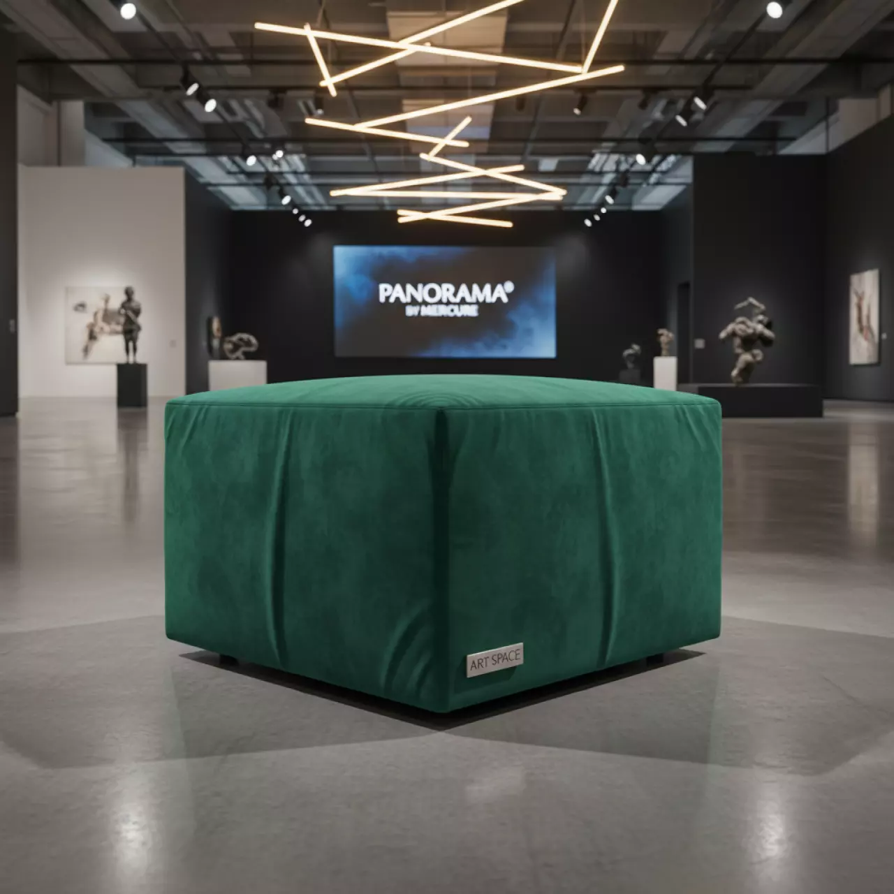Аренда Пуф emerald cube Shape в Panorama by Mercure — ART SPACE