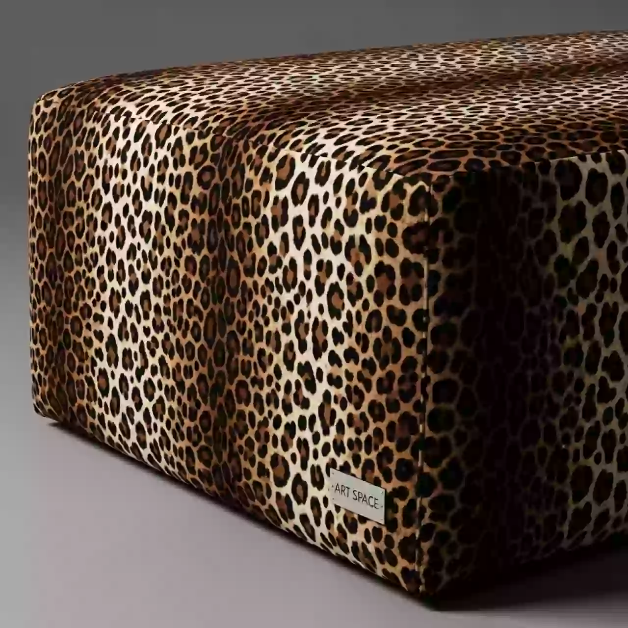 Аренда Пуф леопардовый бархатный НОРМАН большой в санатории «Металлург» — ART SPACE