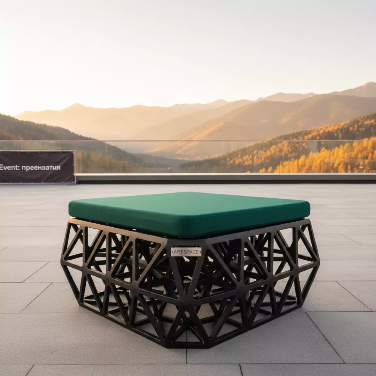 Аренда Пуф пластиковый с подушкой Komodo Pouf в Radisson Hotel Rosa Khutor — ART SPACE