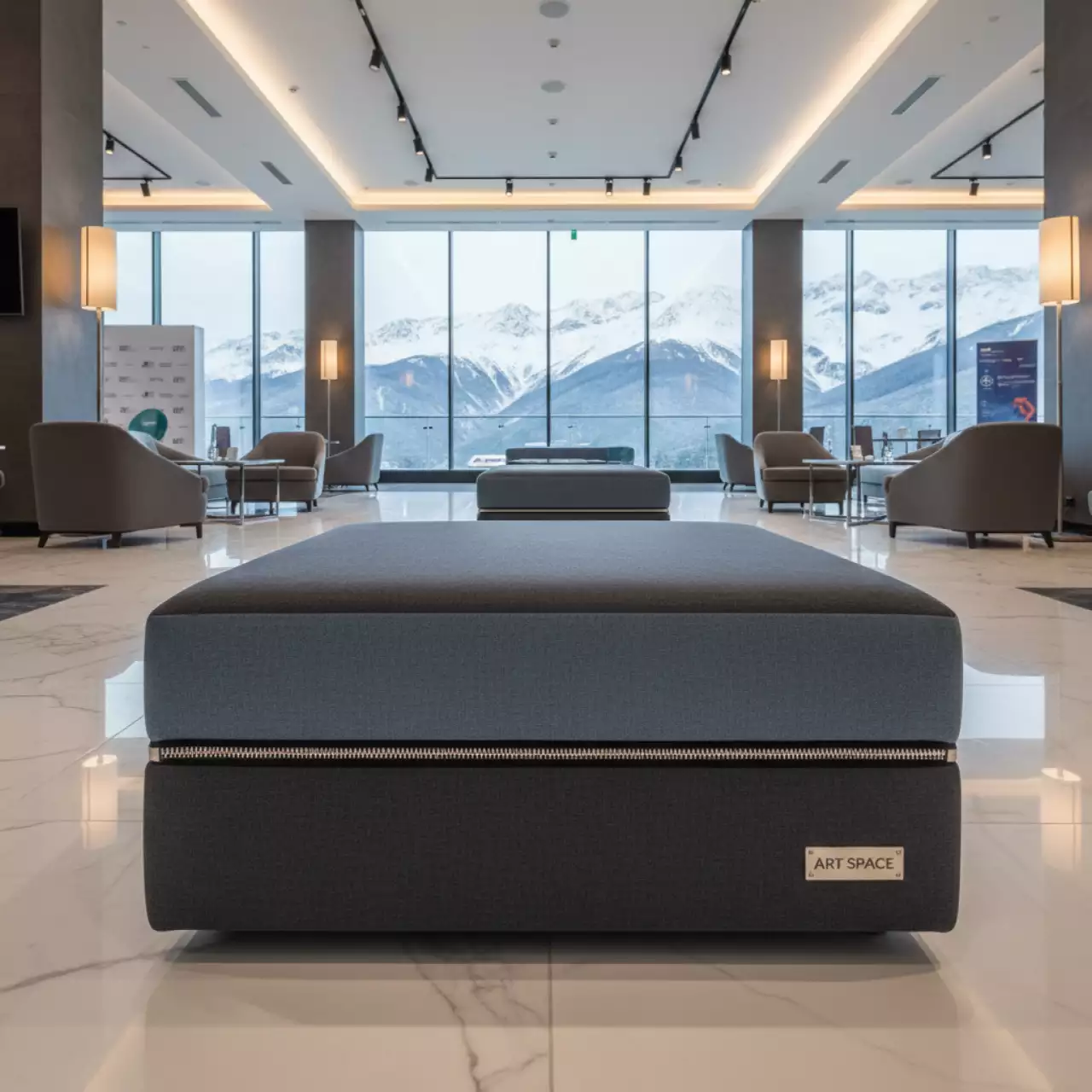 Аренда Пуф с подушкой Zip в Rixos Krasnaya Polyana — ART SPACE