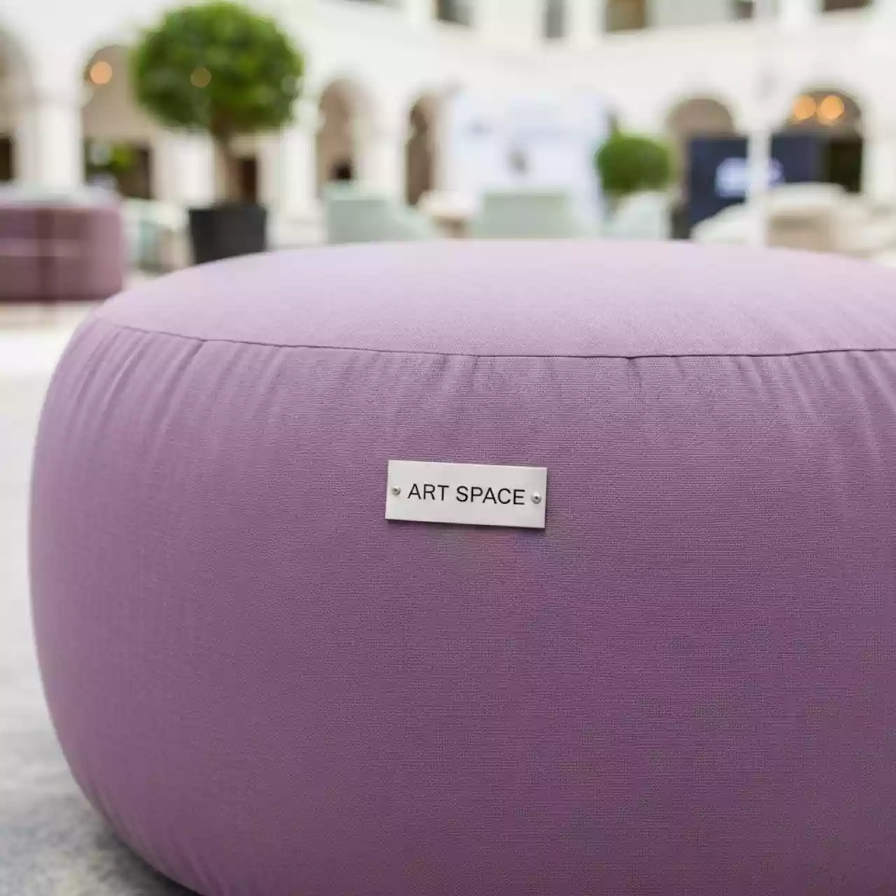 Аренда Пуф Shape круглый сиреневый в санатории «Заполярье» — ART SPACE
