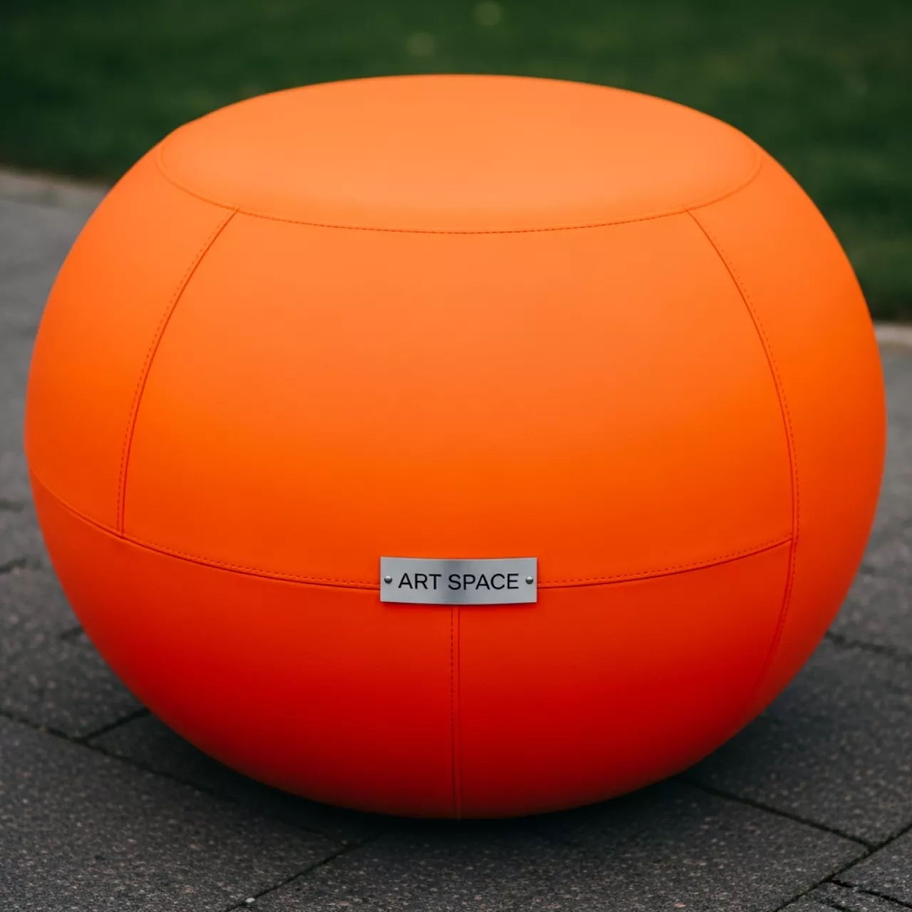 Аренда Пуф shape orange round в парке «Ривьера» — ART SPACE