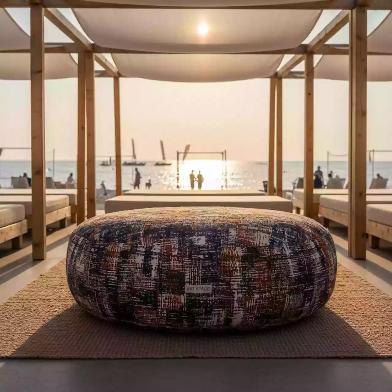 Аренда Пуф ШОЛЛЬ большой в пляжном комплексе VinoGrad — ART SPACE