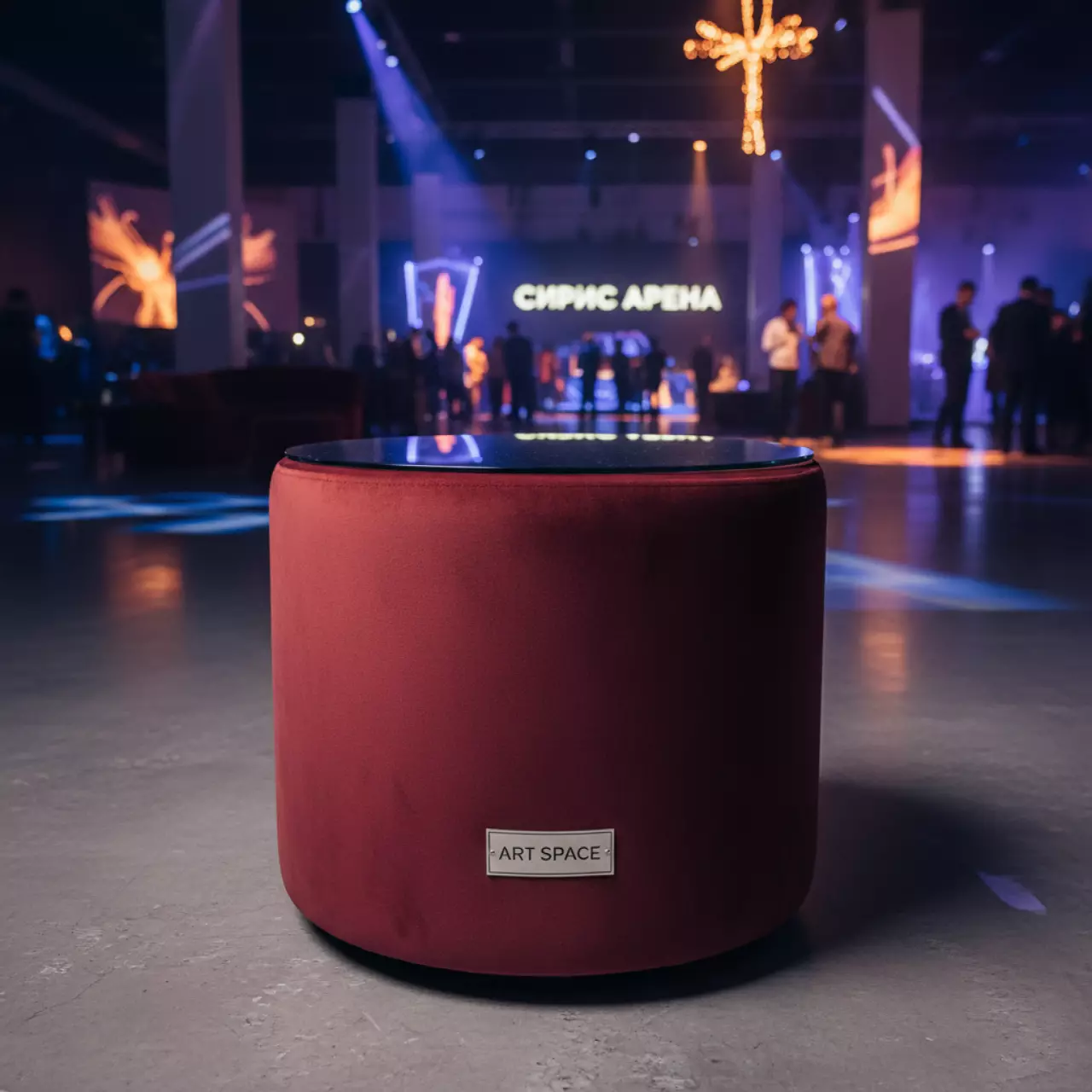 Аренда Пуф стол НОРМАН бордовый с зеркальной столешницей в Сириус Арене — ART SPACE