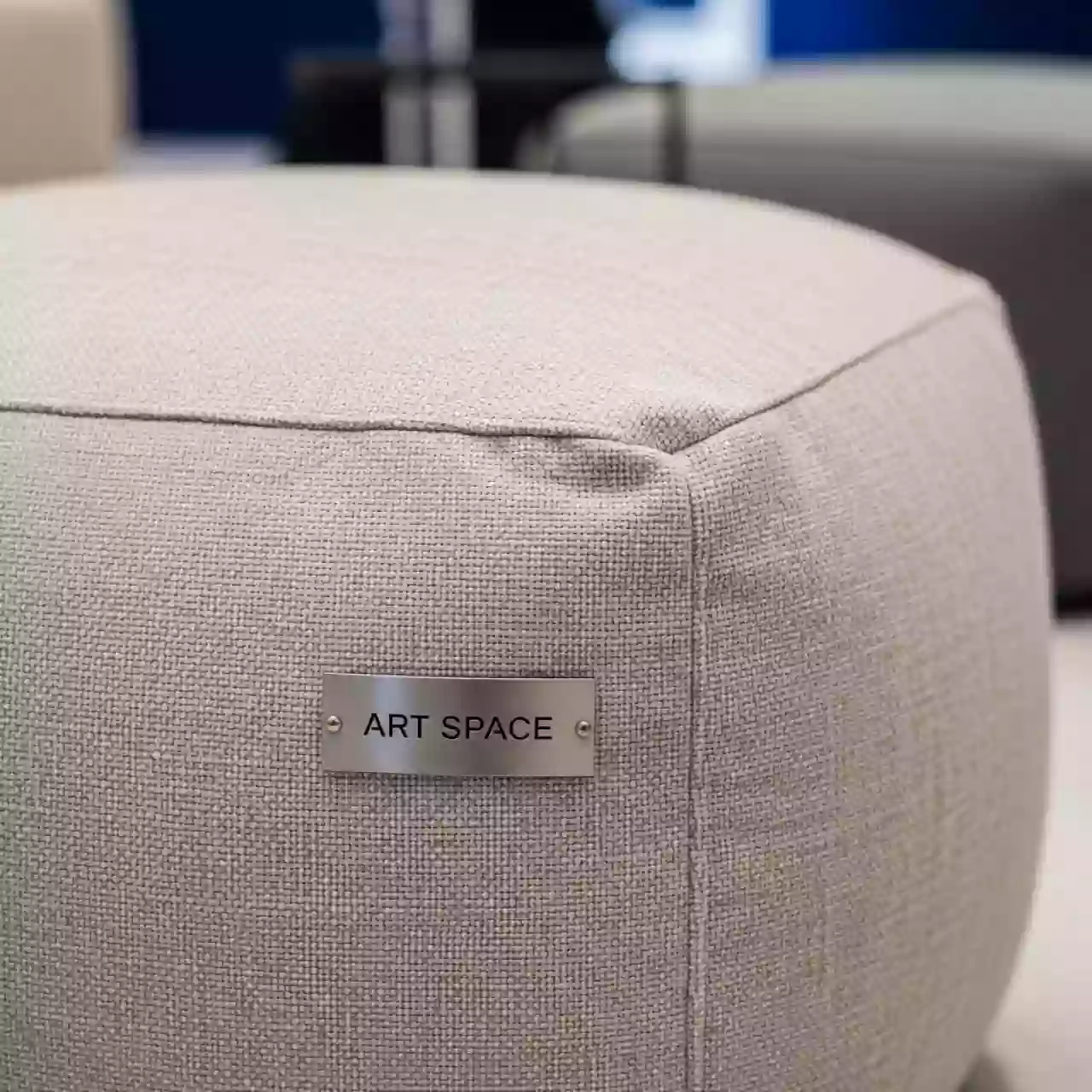 Аренда Пуф Vental бежевый в Pullman Sochi Centre — ART SPACE