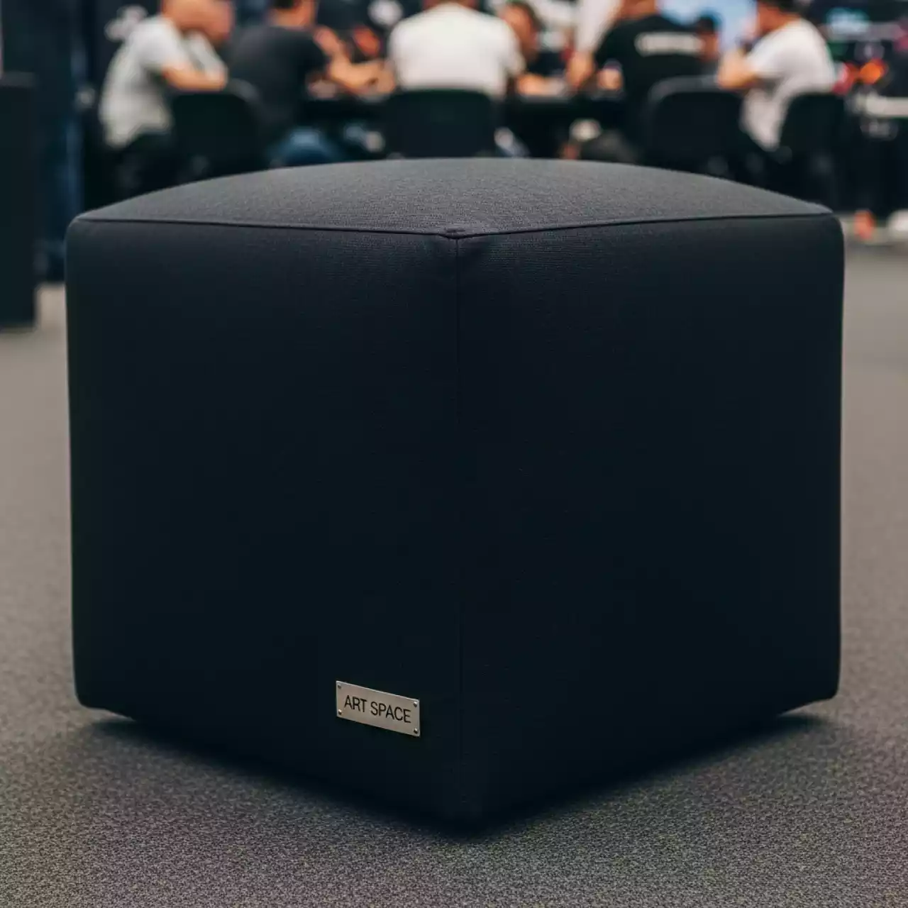 Аренда Пуф Vental black в Radisson Hotel Rosa Khutor — ART SPACE