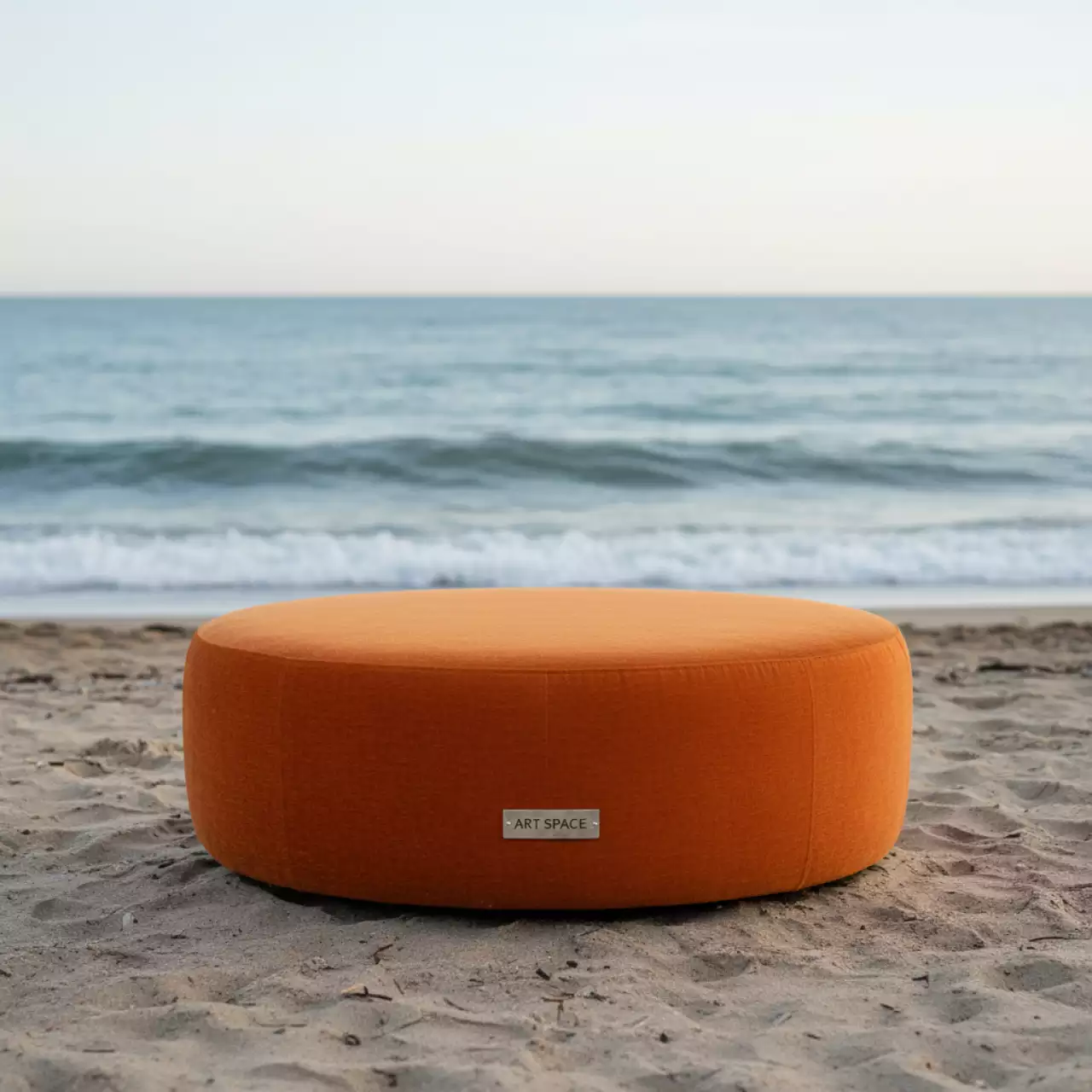 Аренда Пуф Vental оранжевый на пляже «Маяк» — ART SPACE