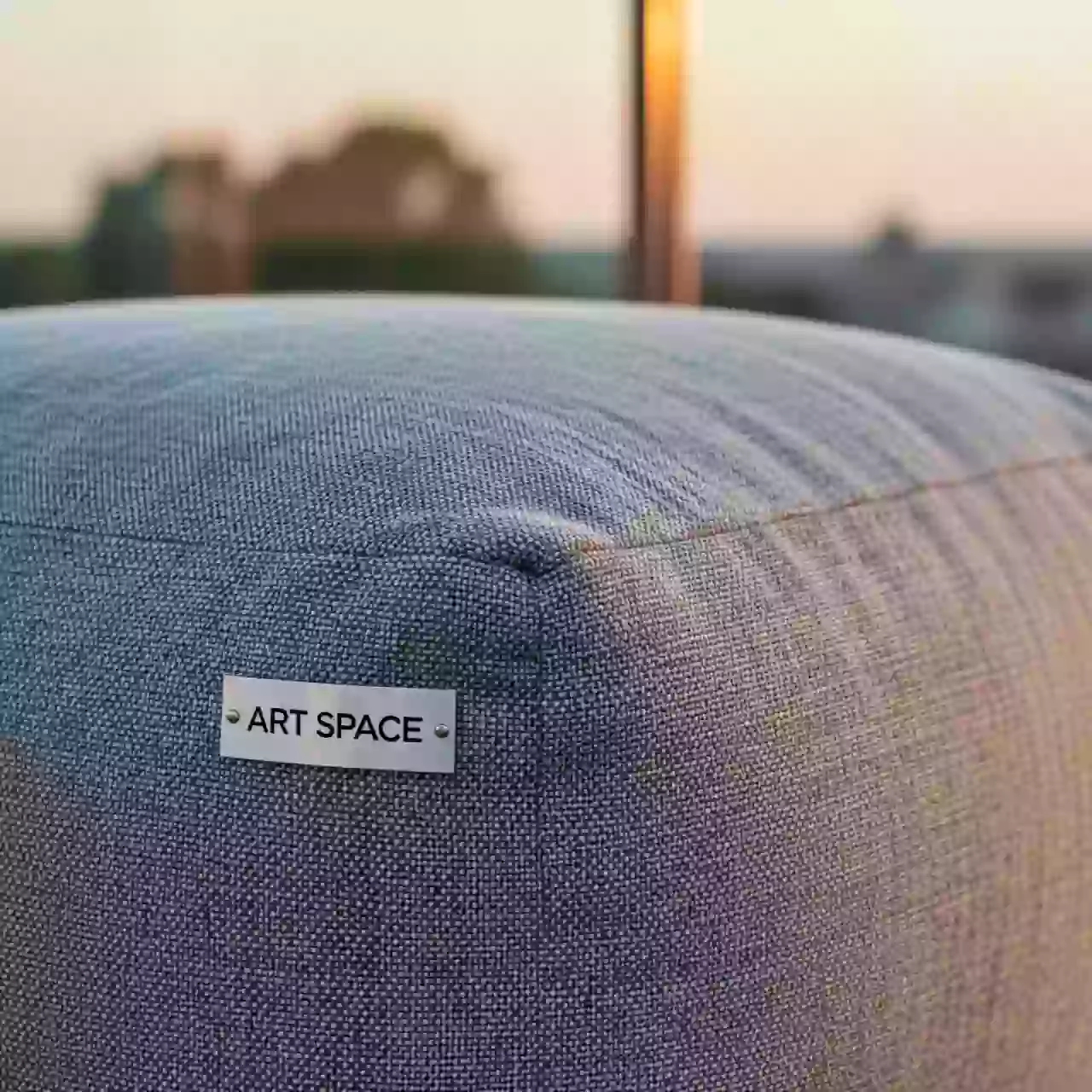 Аренда Пуфик 17 в гранд-отеле «Жемчужина» — ART SPACE