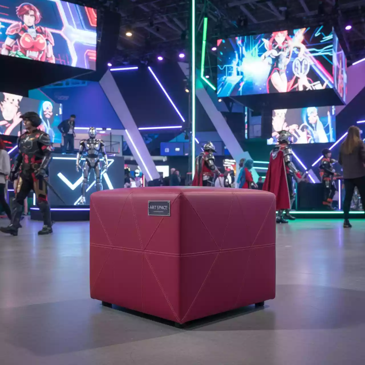 Аренда Пуфик 30 на территории Морпорта Сочи — ART SPACE