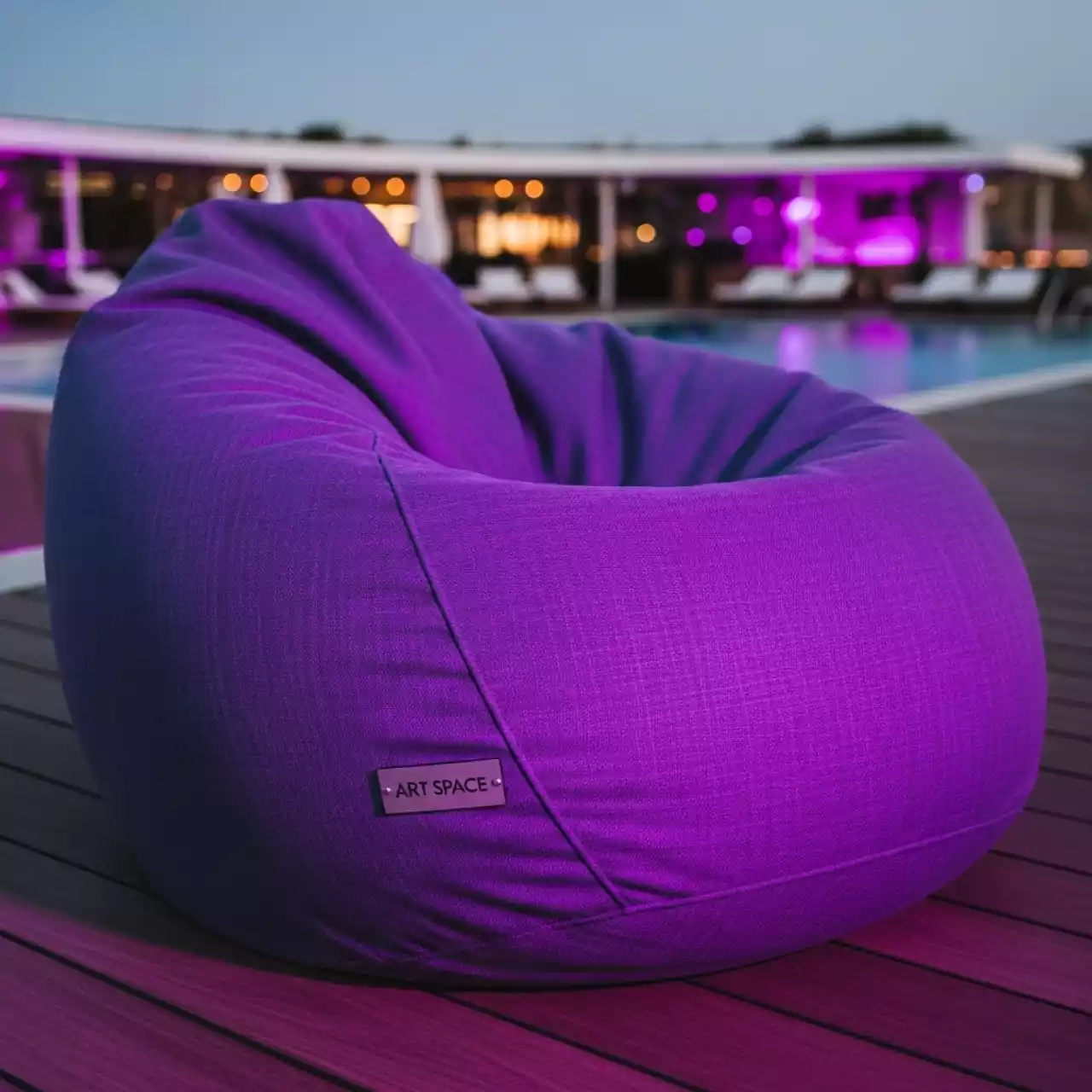 Аренда Пуфик фиолетовый в пляжном комплексе VinoGrad — ART SPACE