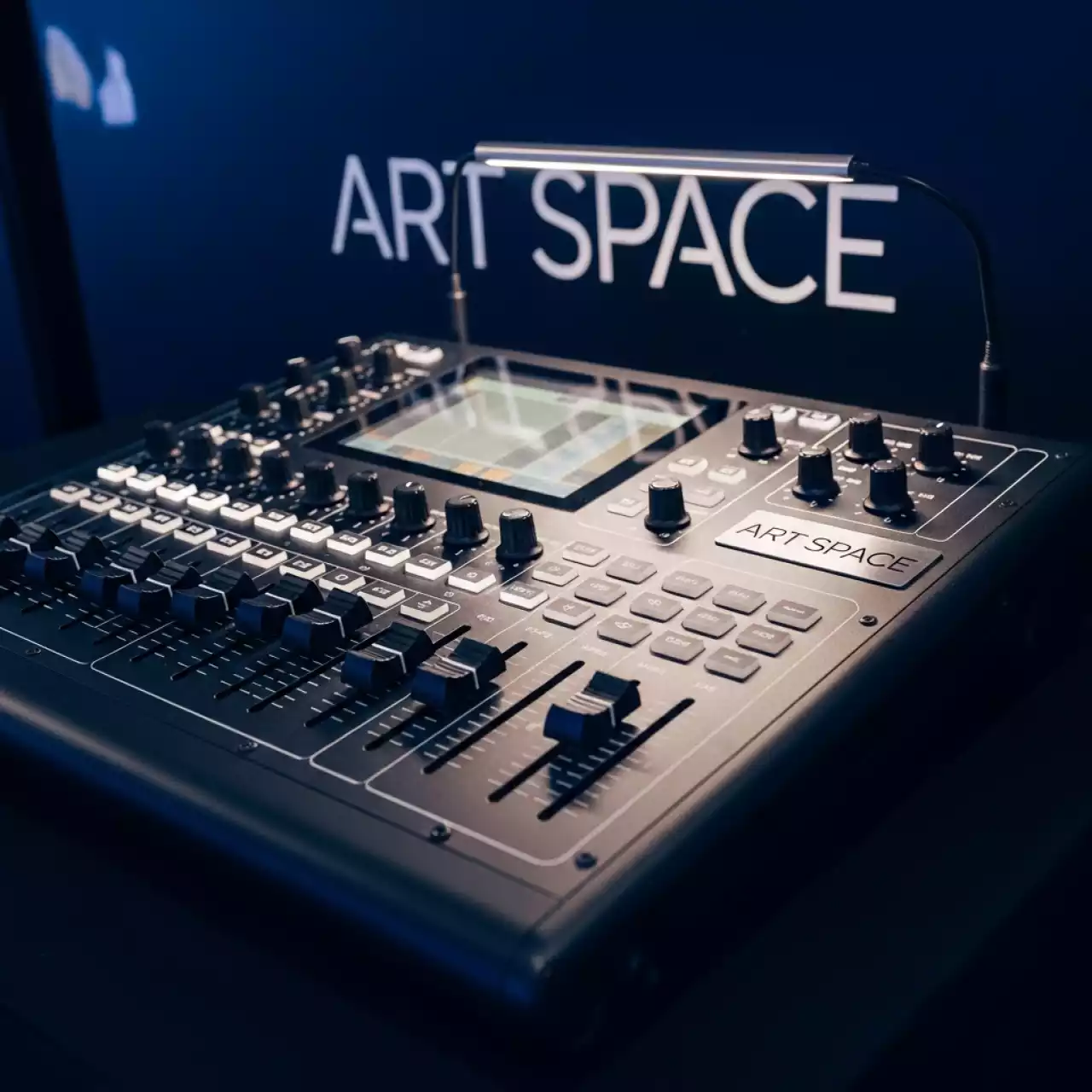 Аренда Пульт контроллер American DJ DMX Operator II в Pullman Sochi Centre — ART SPACE