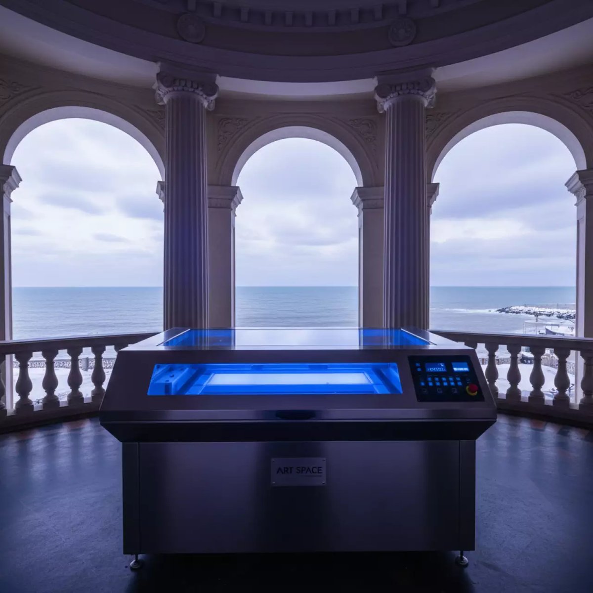 Аренда Рама копировальная Nisaya UV 1000 на территории Морпорта Сочи — ART SPACE