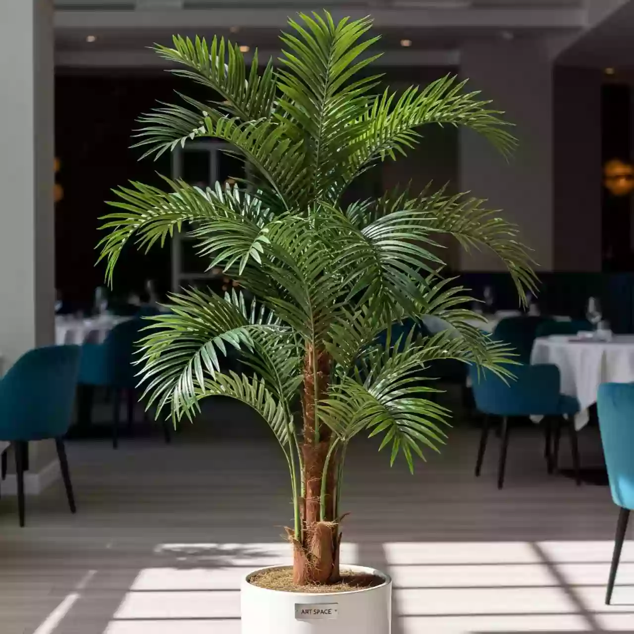 Аренда Растение искусственное ховея Форстера 180 см в ресторане «Brunello» — ART SPACE