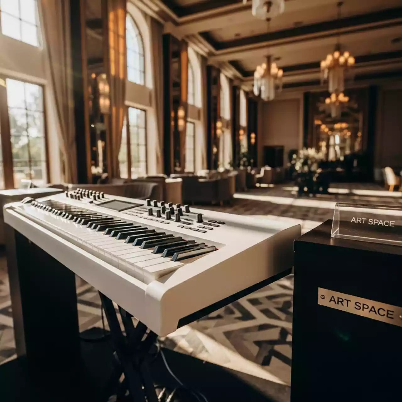 Аренда Реквизит клавишный Kurzweil в Karat Resort — ART SPACE