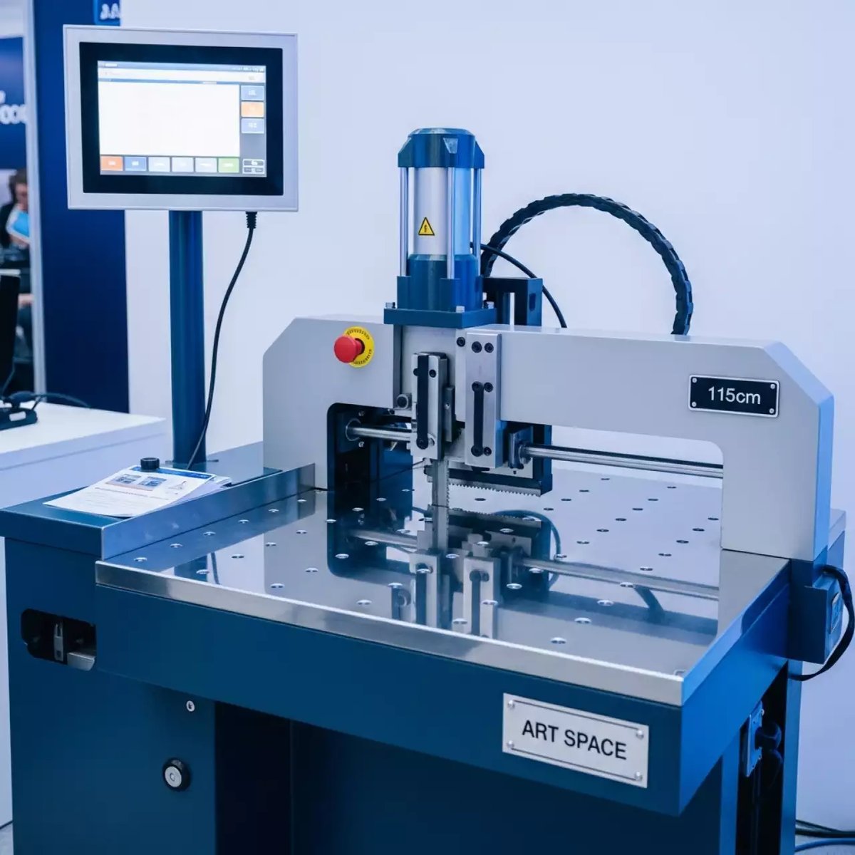 Аренда Резательная машина гидравлическая одноножевая Dapeng QZYK1150DH 19 115 см в Imeretinskiy Hotel — ART SPACE