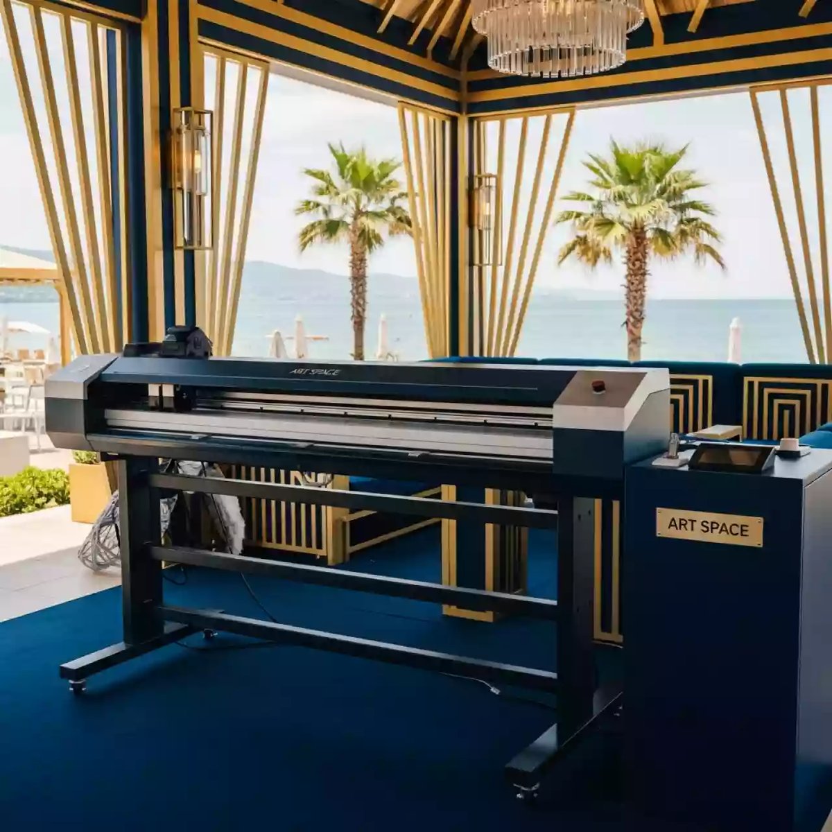 Аренда Режущий плоттер GCC Puma IV 132 в пляжном комплексе VinoGrad — ART SPACE