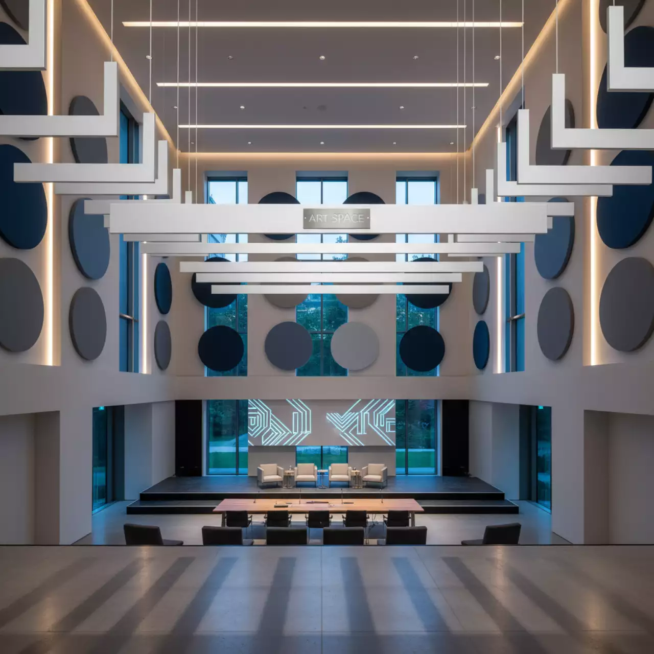 Аренда Ригель для календаря 290 мм 100 белых в Зале органной и камерной музыки — ART SPACE