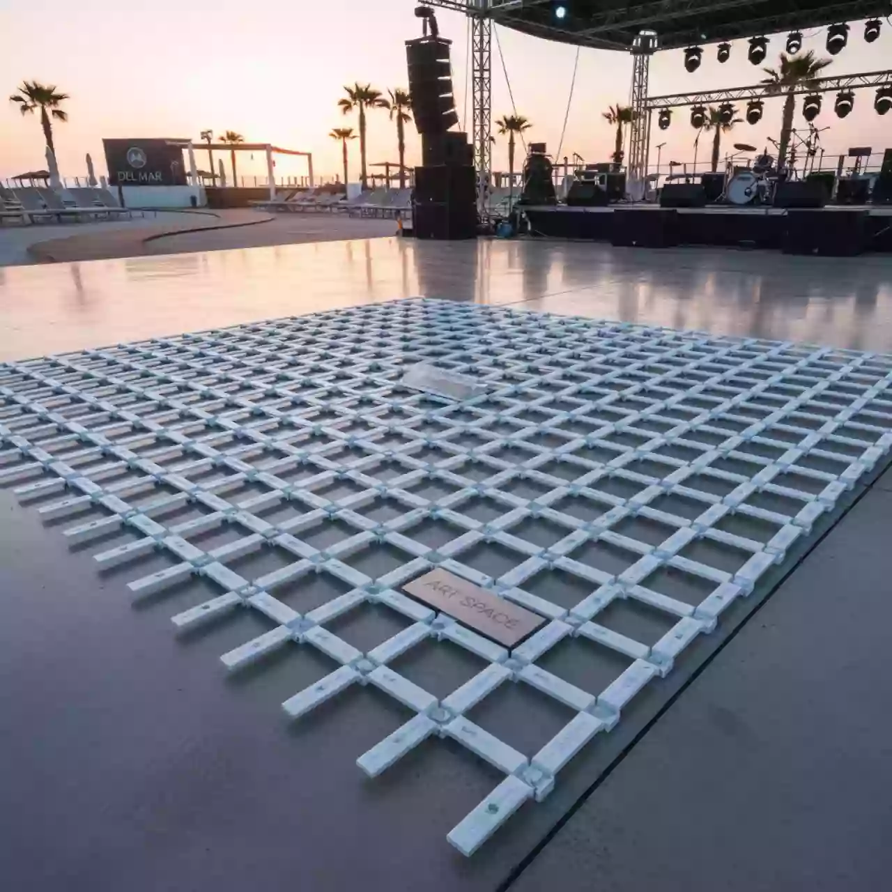 Аренда Ригель для календаря 290 мм белый 1000 штук в пляжном клубе Del Mar — ART SPACE