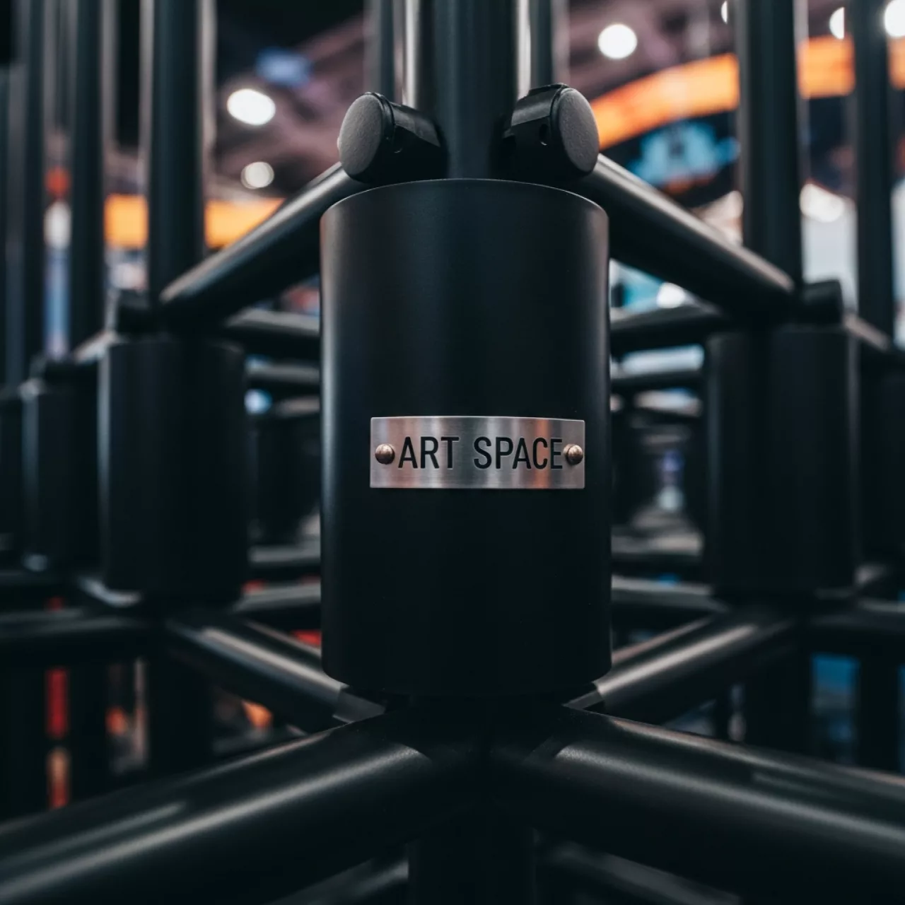 Аренда Ригелей для календаря 200 мм 100 шт черных на пляже «Ривьера» — ART SPACE