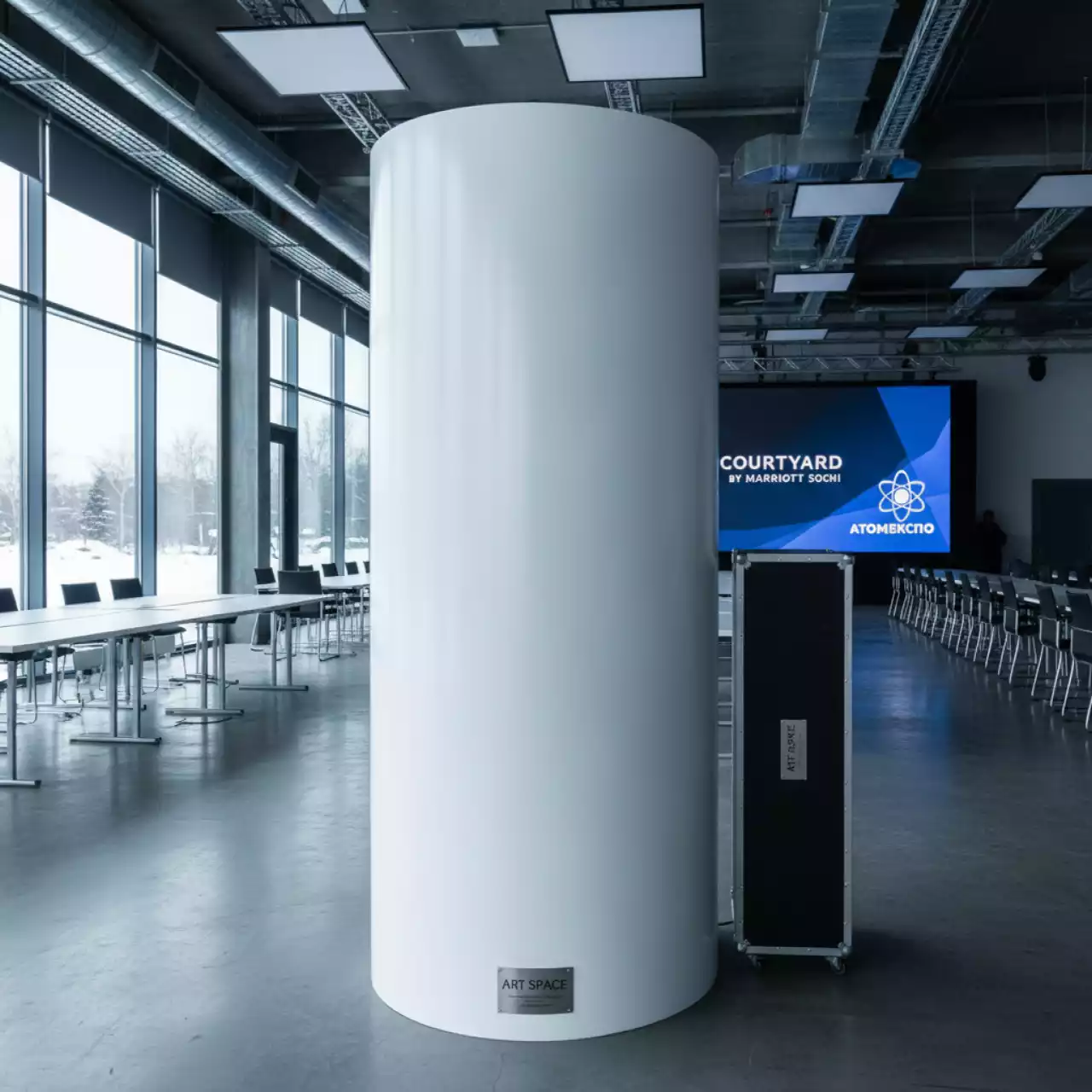 Аренда Рулонная бумага без покрытия HP Bright White Inkjet Paper в Courtyard by Marriott Sochi — ART SPACE