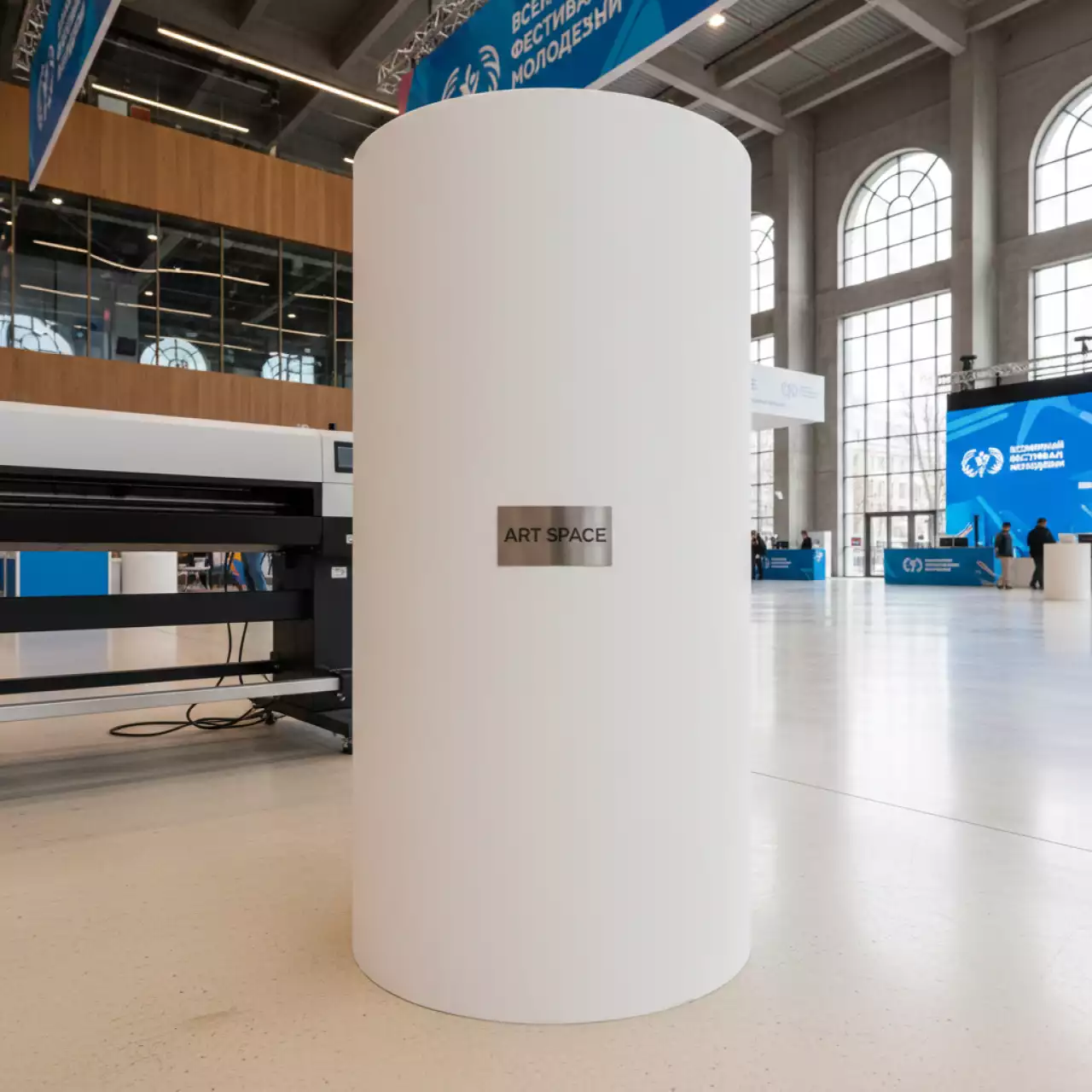 Аренда Рулонная бумага без покрытия HP Universal Bond Paper 80 г м² 1,067х45.7 м в Gamma Sirius — ART SPACE