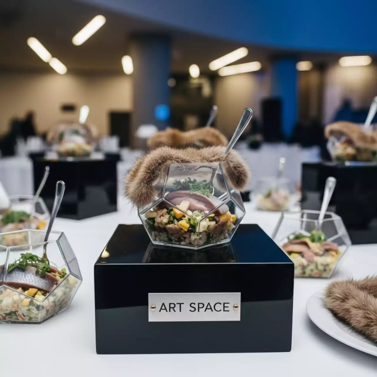 Аренда Салат Сельдь под шубой в Университете «Сириус» — ART SPACE