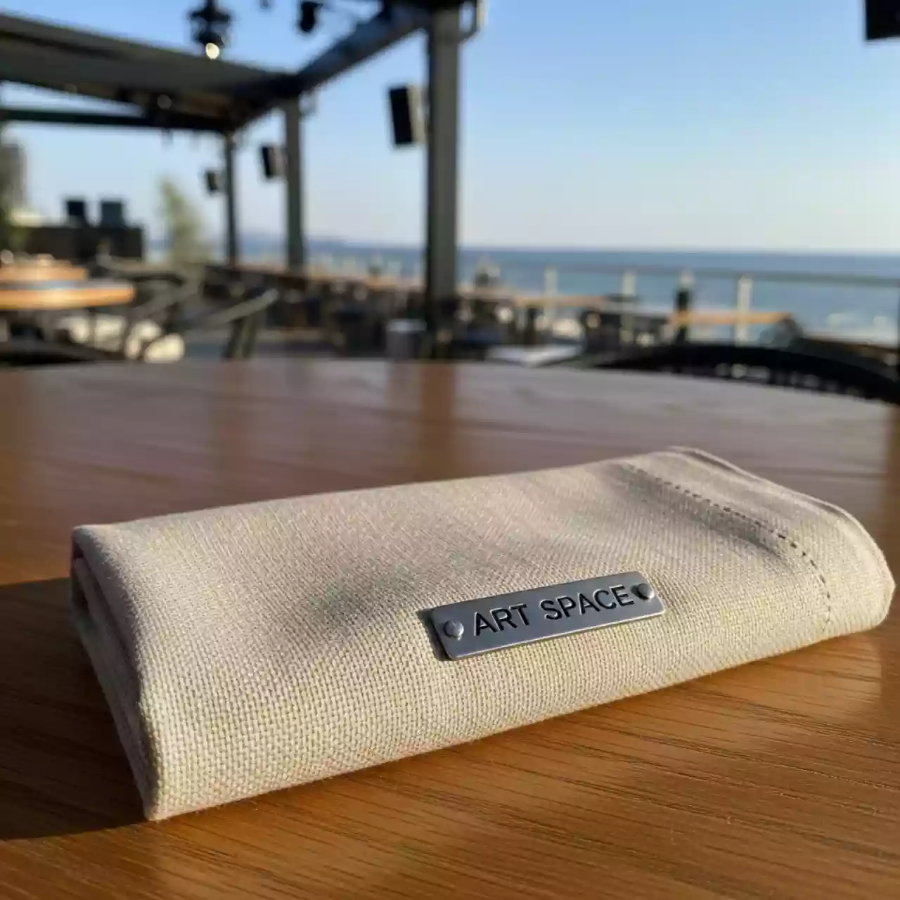 Аренда Салфетка 45х45 см молочная лен на пляже «Мандарин» — ART SPACE