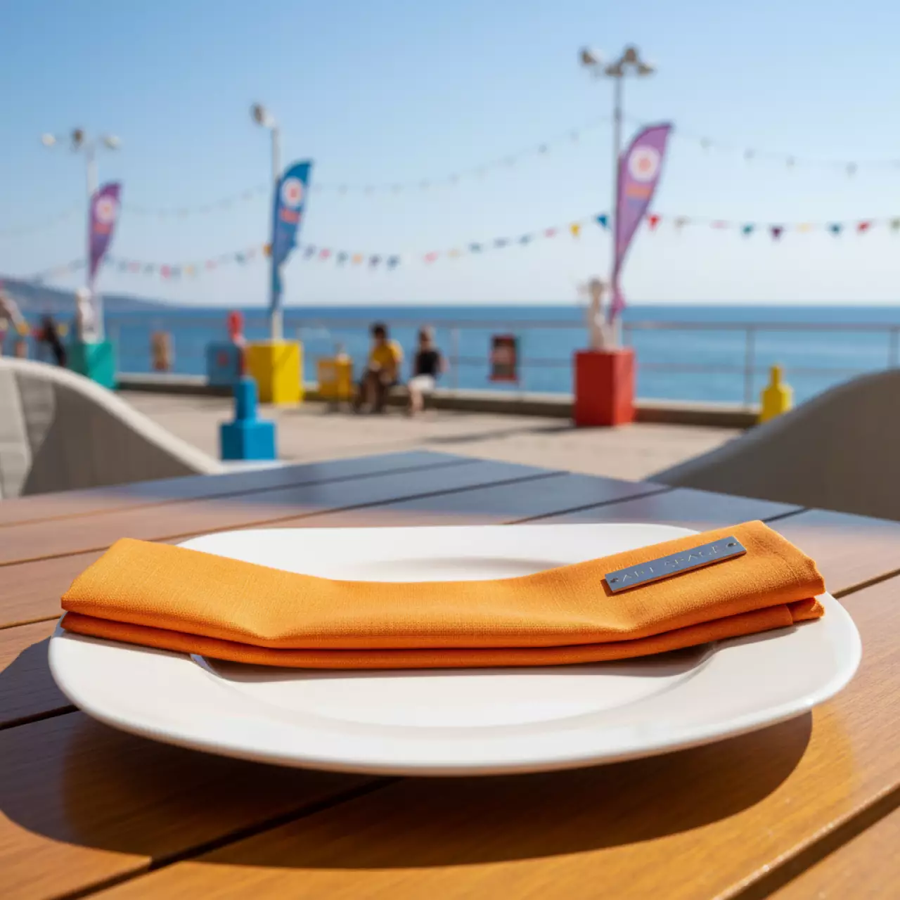 Аренда Салфетка оранжевая 30х30 см в гранд-отеле «Жемчужина» — ART SPACE