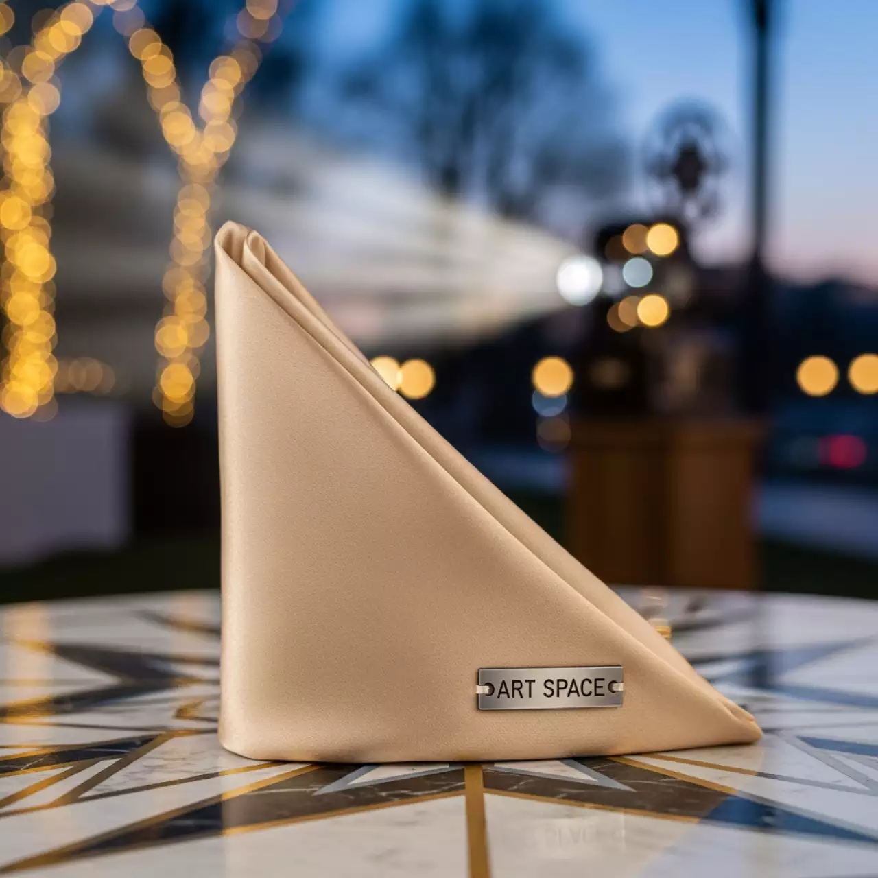 Аренда Салфетка шампань 45х45 см сатиновая в парке «Ривьера» — ART SPACE