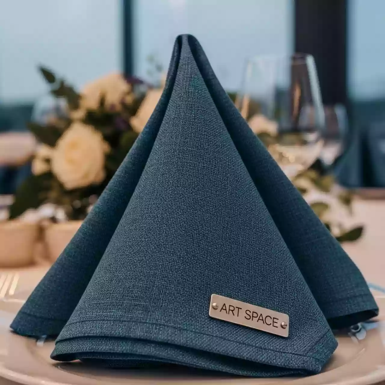 Аренда Салфетка темно синяя лен в VK Stadium Sirius — ART SPACE