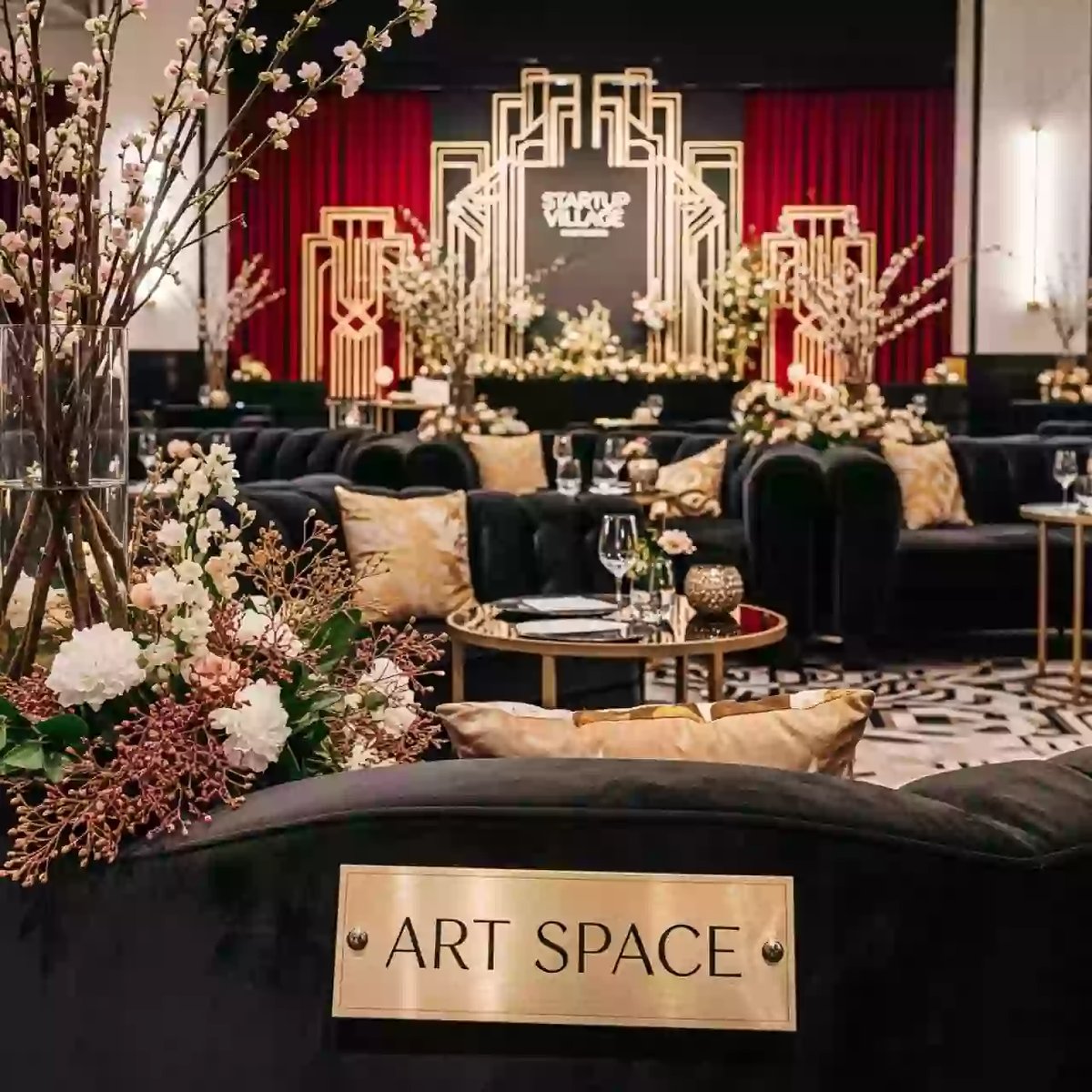 Аренда Саммит рождественский ежегодный Поляна 1389 Отель и Спа — ART SPACE