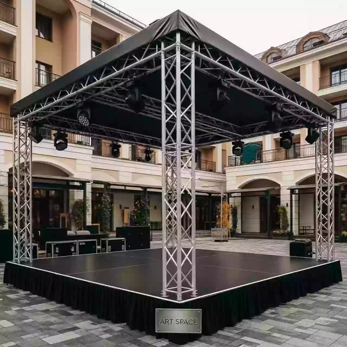 Аренда Сцена 3х4 м с односкатной крышей в Stella di Mosca — ART SPACE