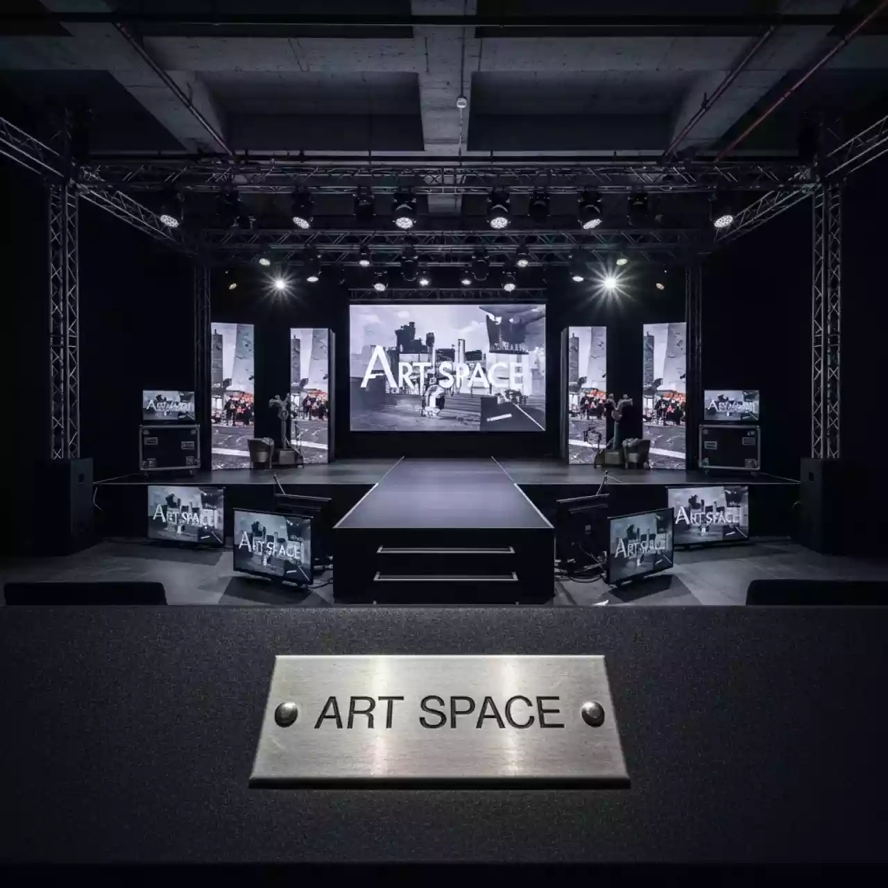 Аренда Сцена 5х3 м с экраном в Radisson Hotel Rosa Khutor — ART SPACE